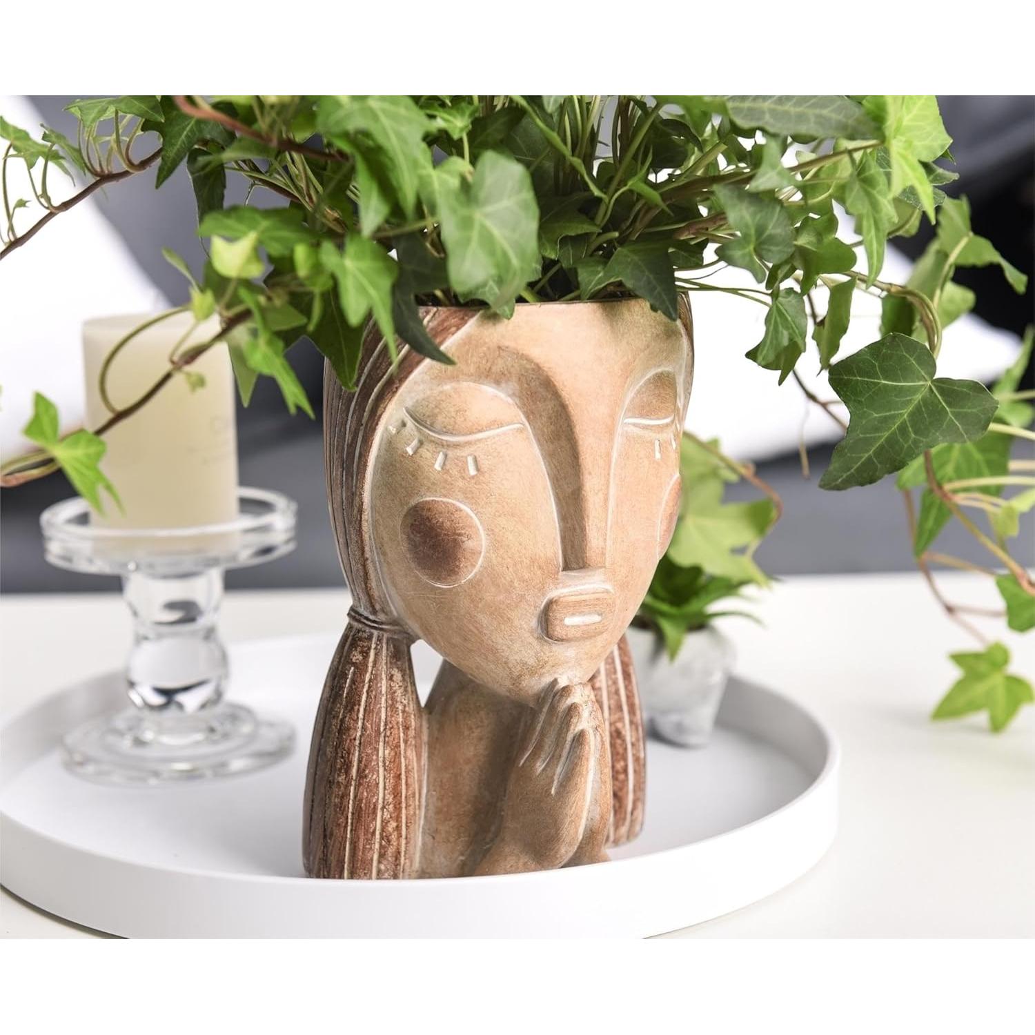 Maceta de cara pintada a mano Saysmile - Orando 17.95x11.48 cm