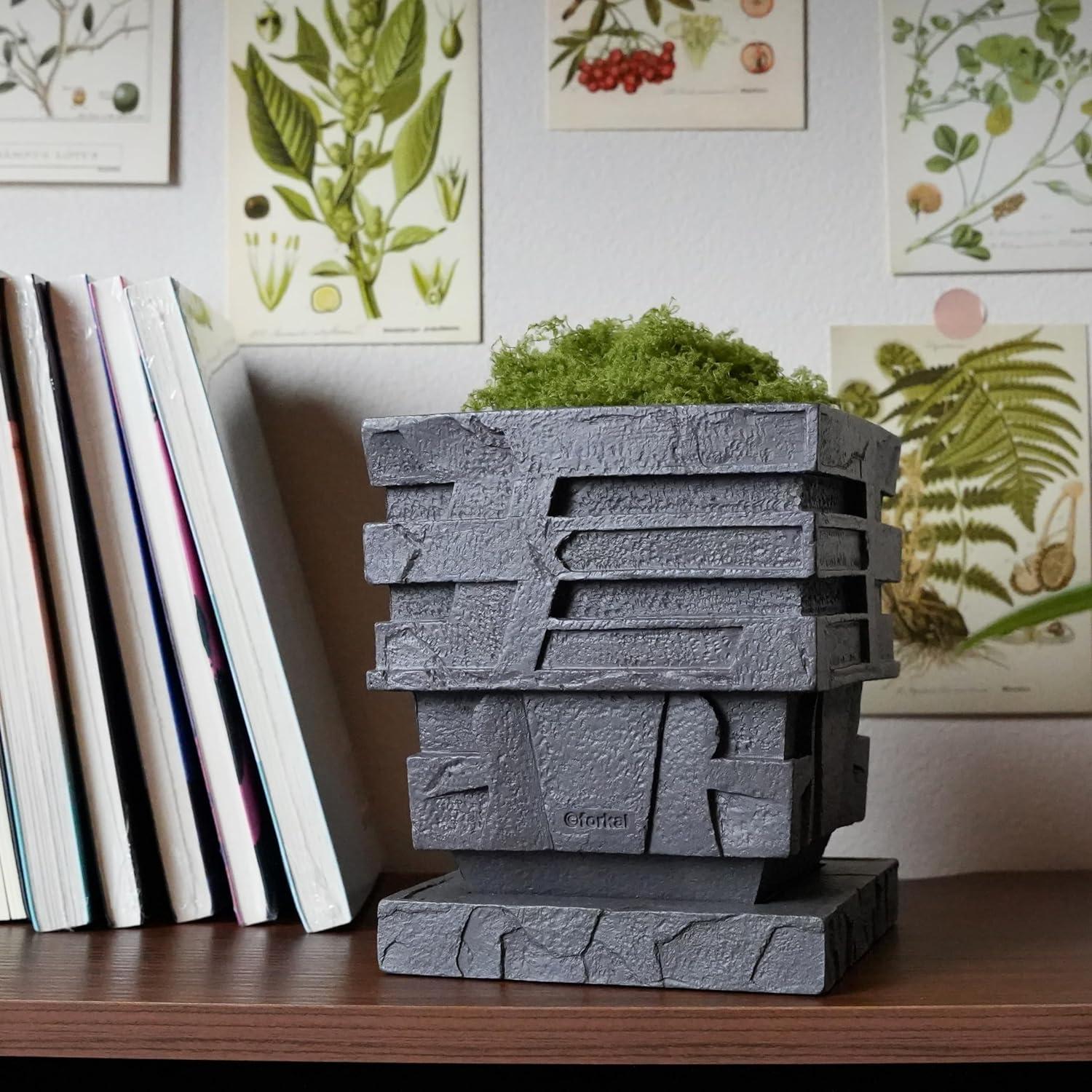 Maceta Cuadrada de Resina Forkai 13.5 cm con Drenaje