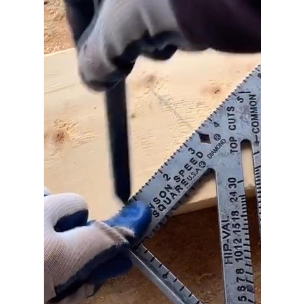 Escuadra Speed Square Swanson S0101 17.78 cm con Libro Azul