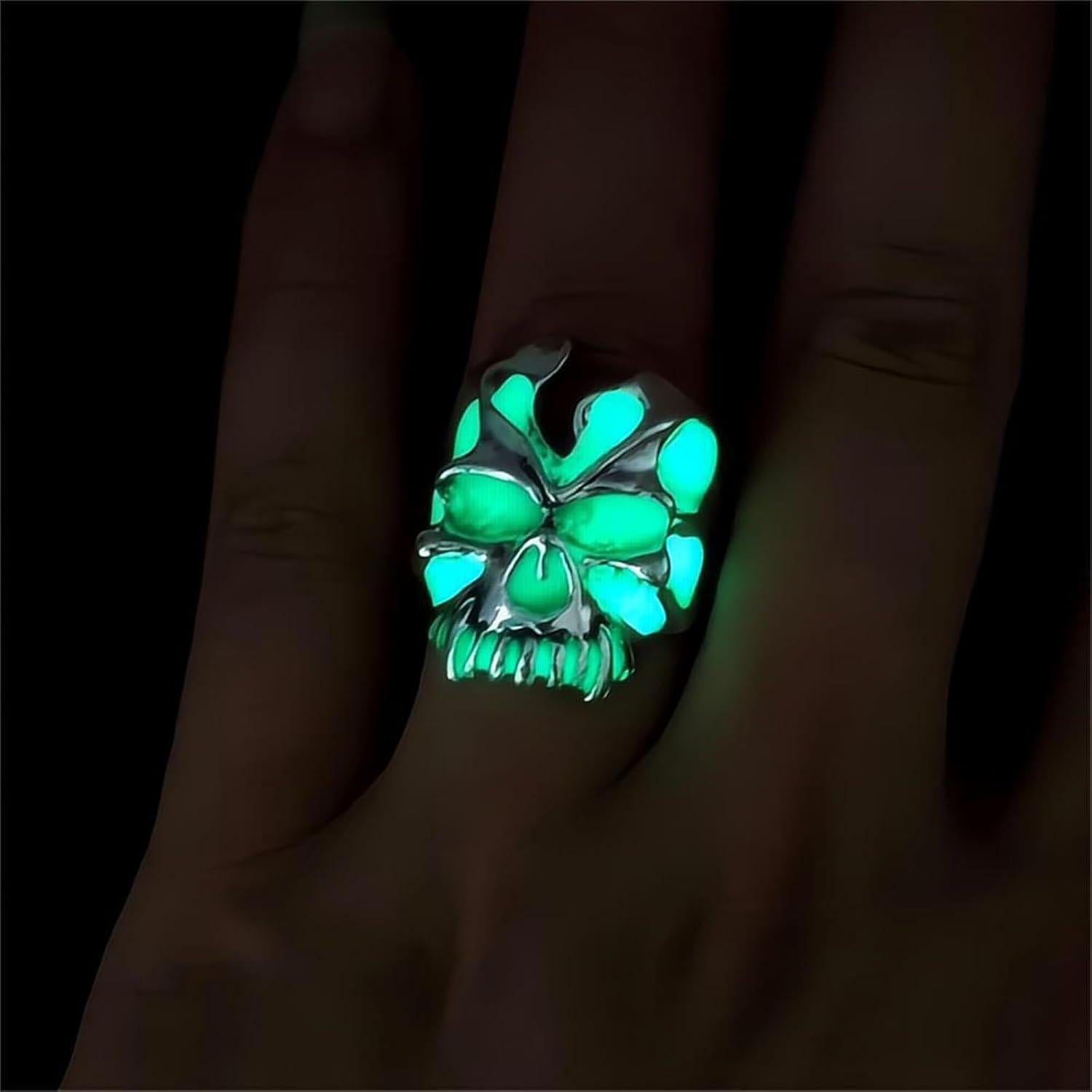 Anillo Calavera Brillante en la Oscuridad Ajustable Unisex