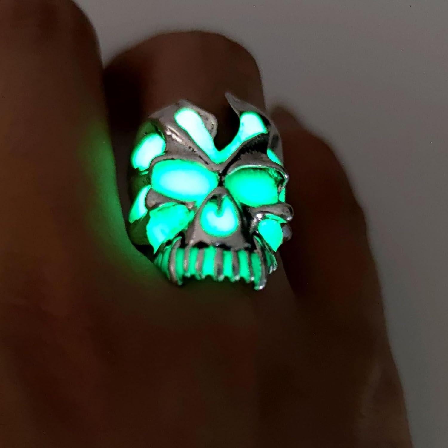 Anillo Calavera Brillante en la Oscuridad Ajustable Unisex