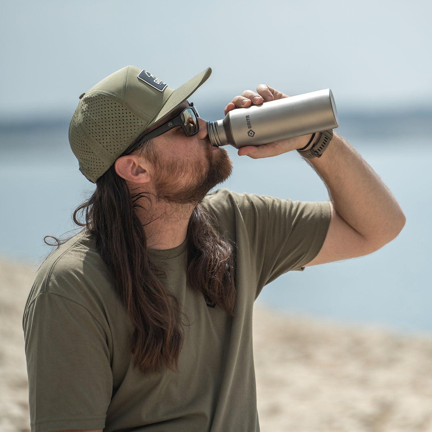 Botella de Agua Deportiva GRITR 700 ml Titanio Ultraligera