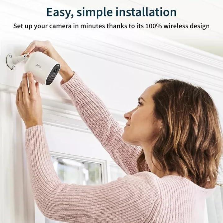 Cámara de Seguridad Inalámbrica Arlo Essential XL 1080P con Spotlight