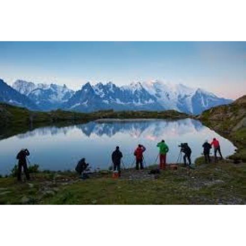 Kit de Supervivencia Multifuncional Genérico con Cuchillo LED