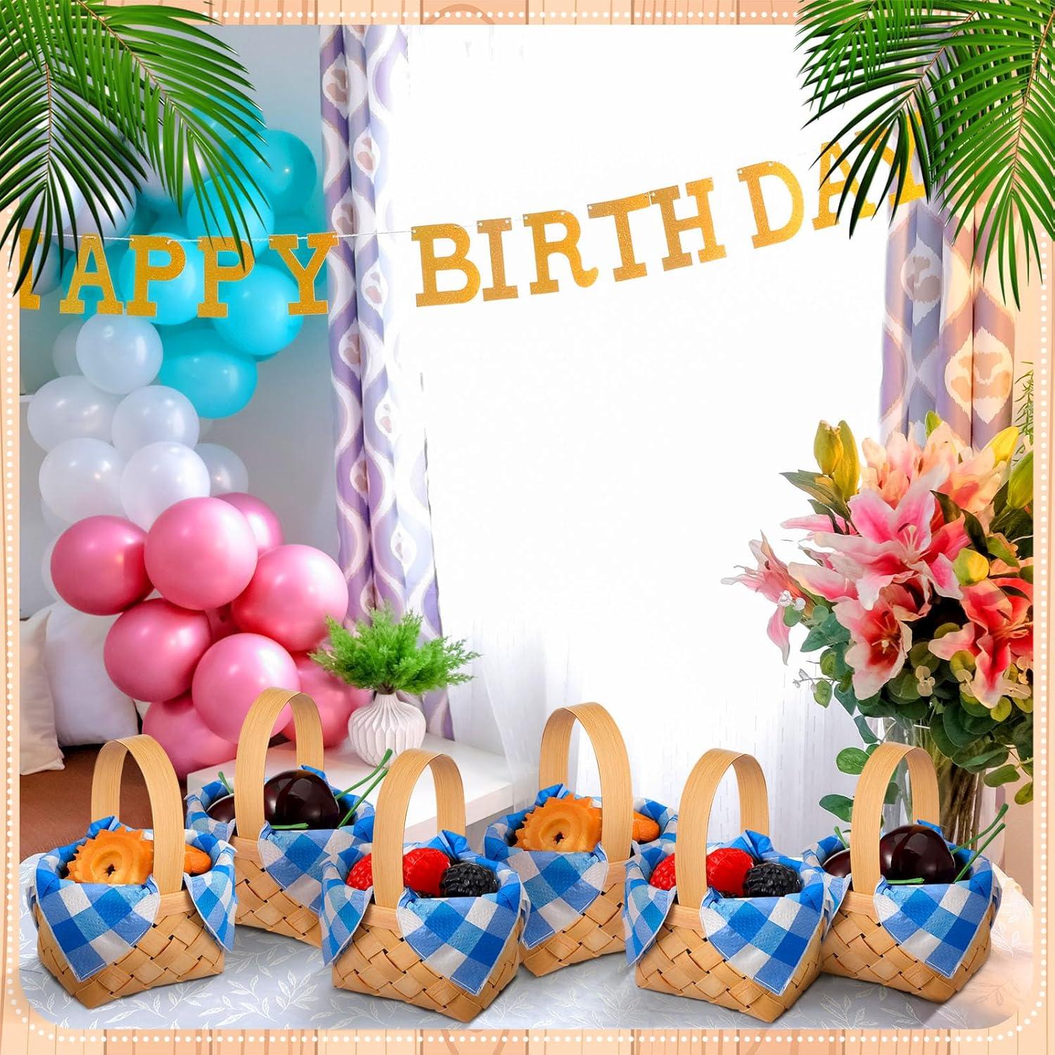 12 Mini Cestas de Madera Geelin con 20 Servilletas a Cuadros