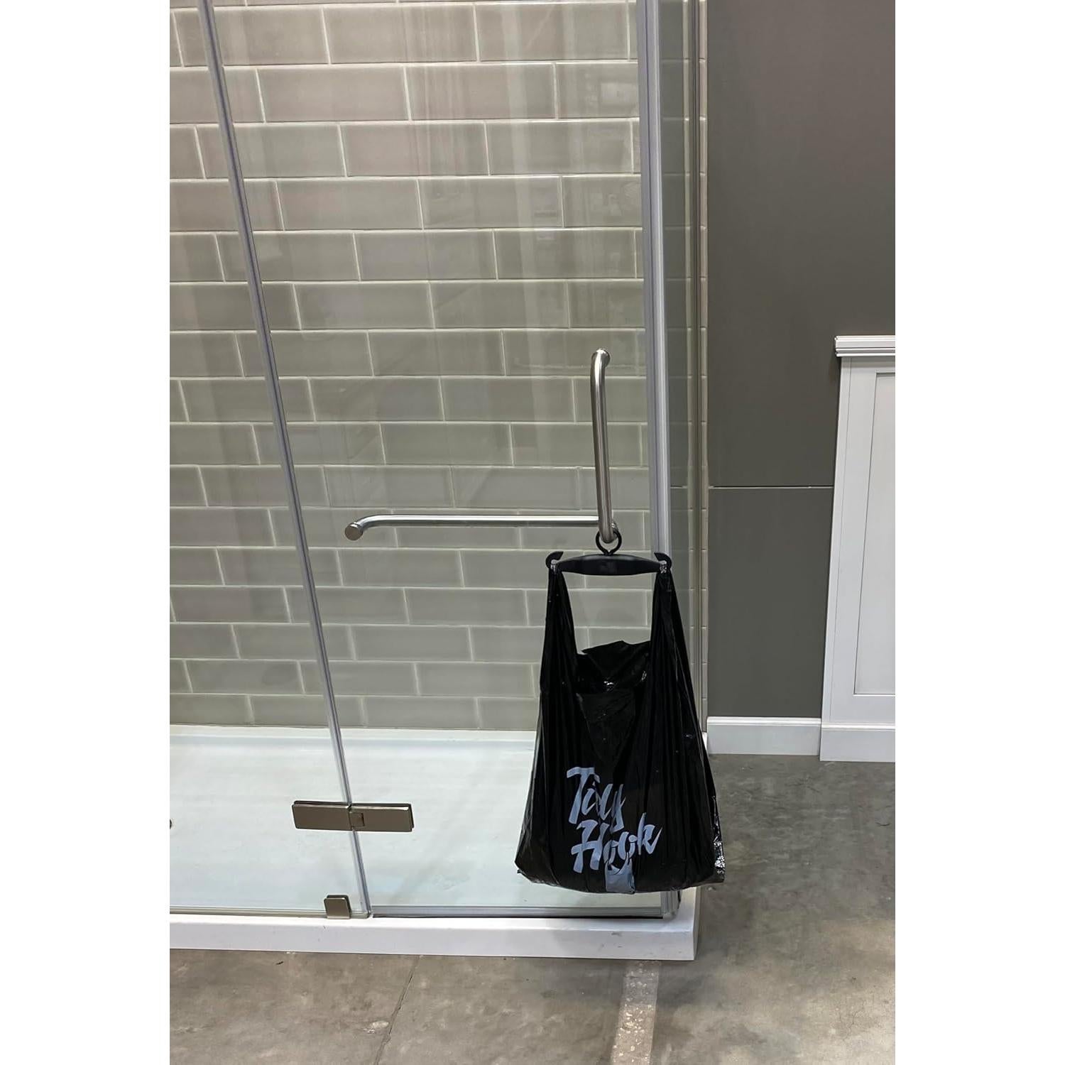 Soporte de bolsa de basura Tidy Hook para puerta 10 galones