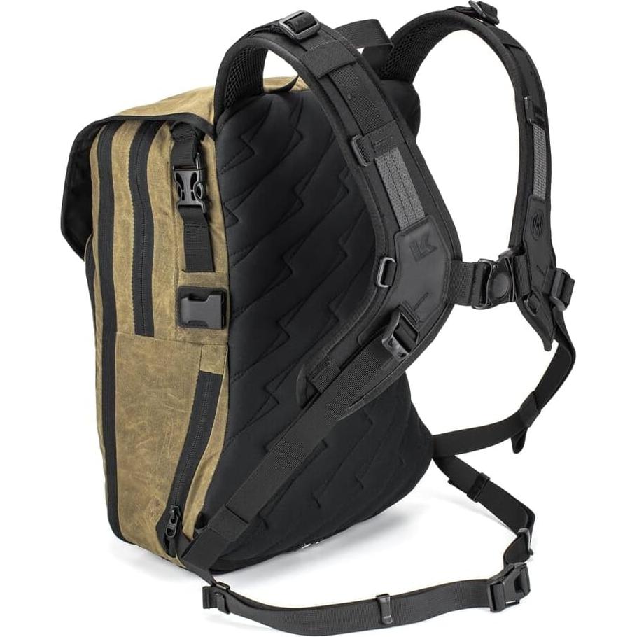 Mochila Kriega Roam 34L Negra - Impermeable y Expandible