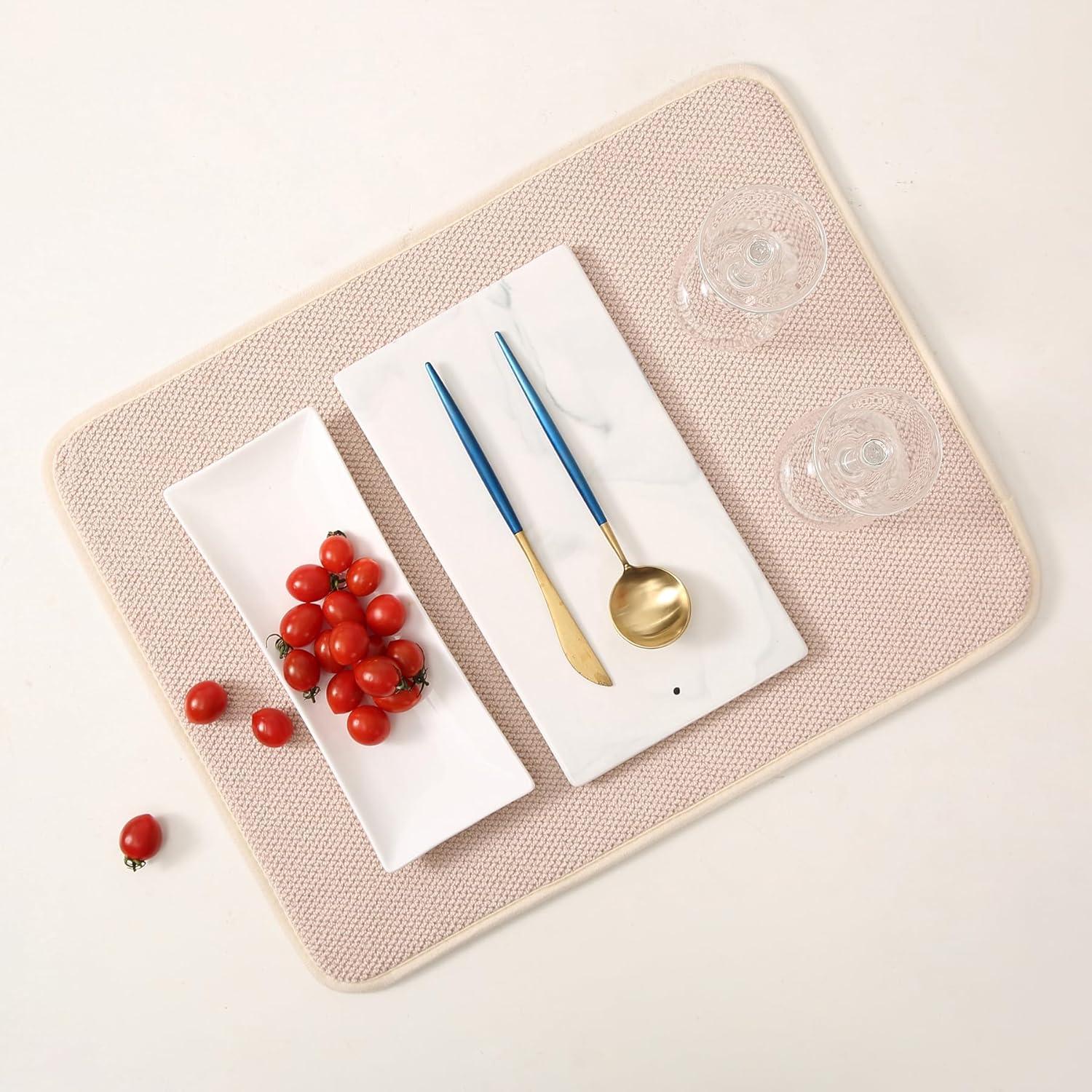 Paquete de 2 Tapetes de Microfibra VESHE 50.8x38.1 cm Beige