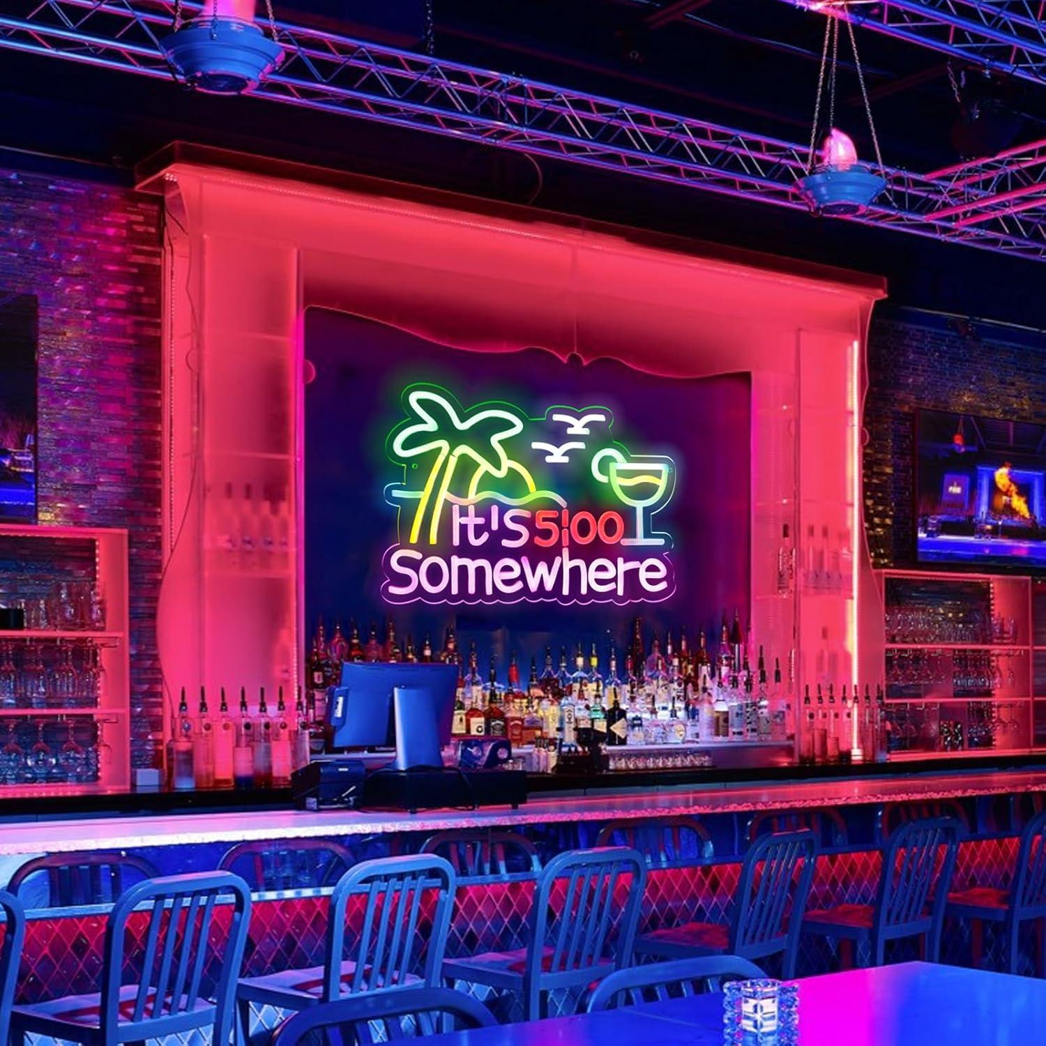 Señal de Neón KODGGHK 'Sonrisas de 5:00 en Algún Lugar' 37.8x26.9cm