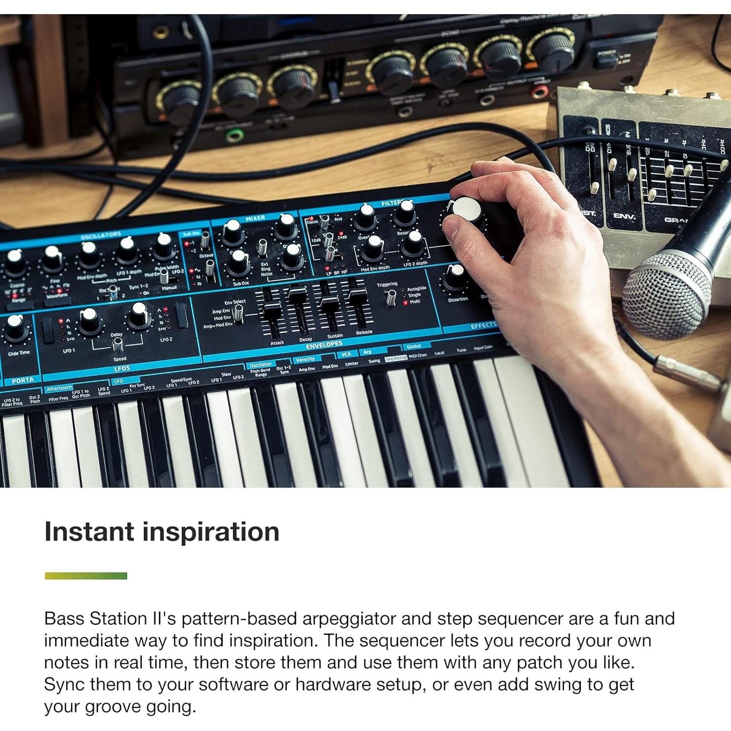 Sintetizador Monofónico Analógico Novation Bass Station II - 25 Teclas