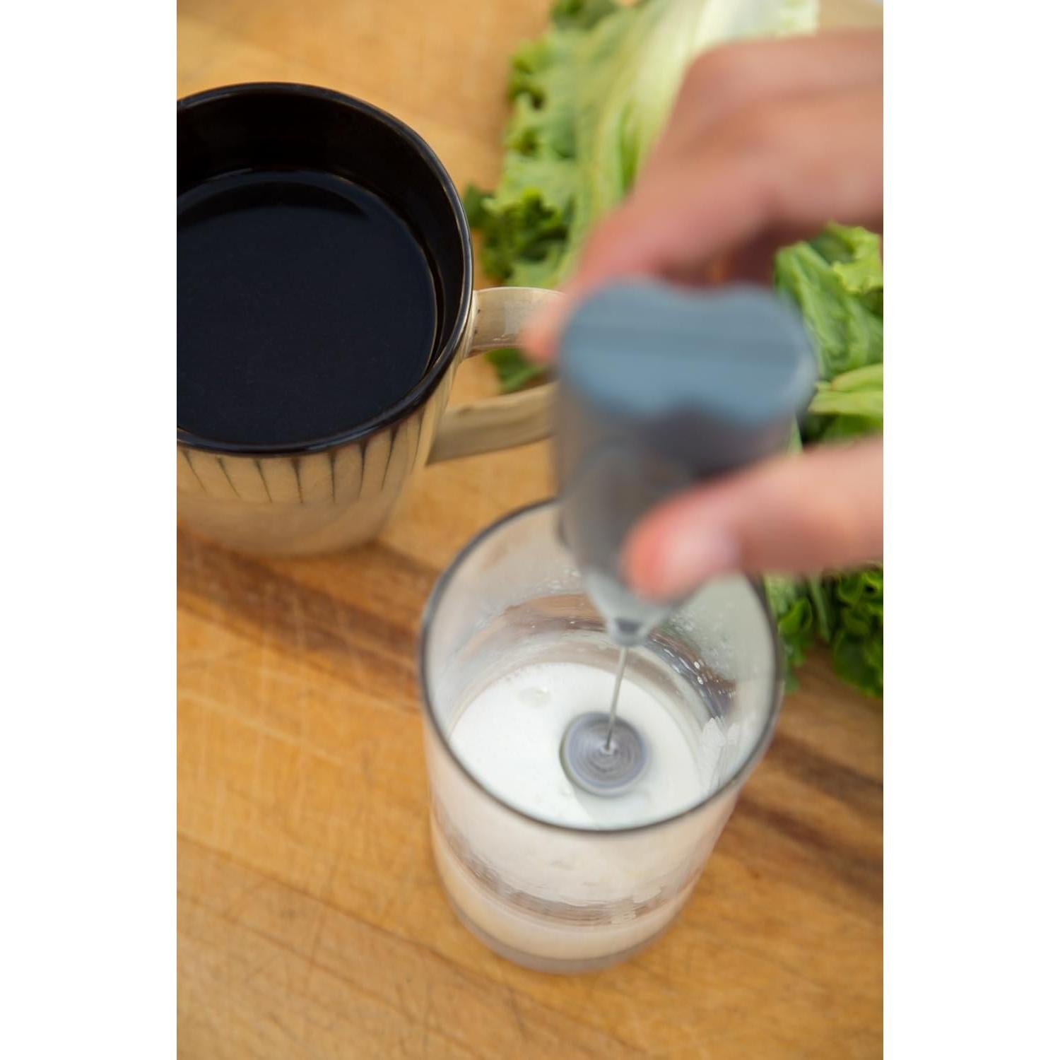 Espumador de Leche Eléctrico Zyliss - Mezclador Rojo 0.054 kg