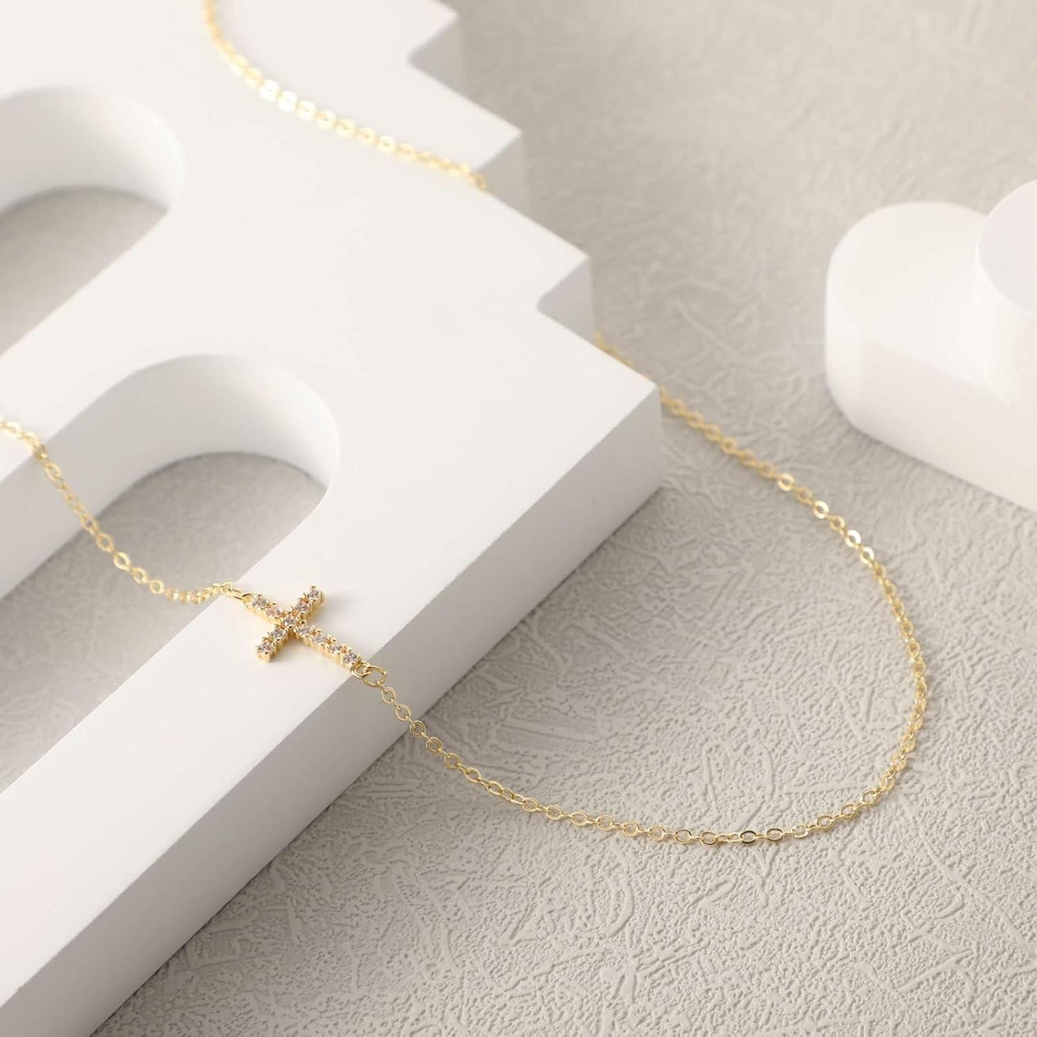 Collar Cruz de Oro 14K para Mujeres - Joyería Rotnso Ajustable