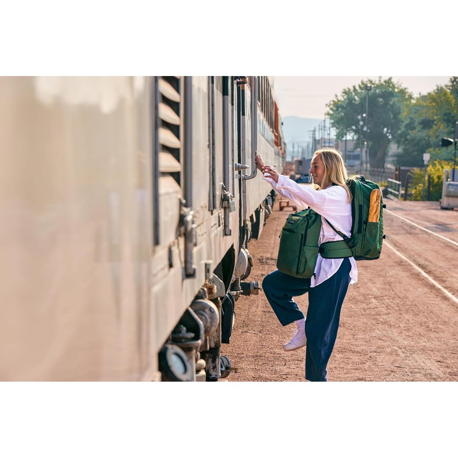 Mochila JanSport Venture Negra - Gran Compartimento y 4 Bolsillos