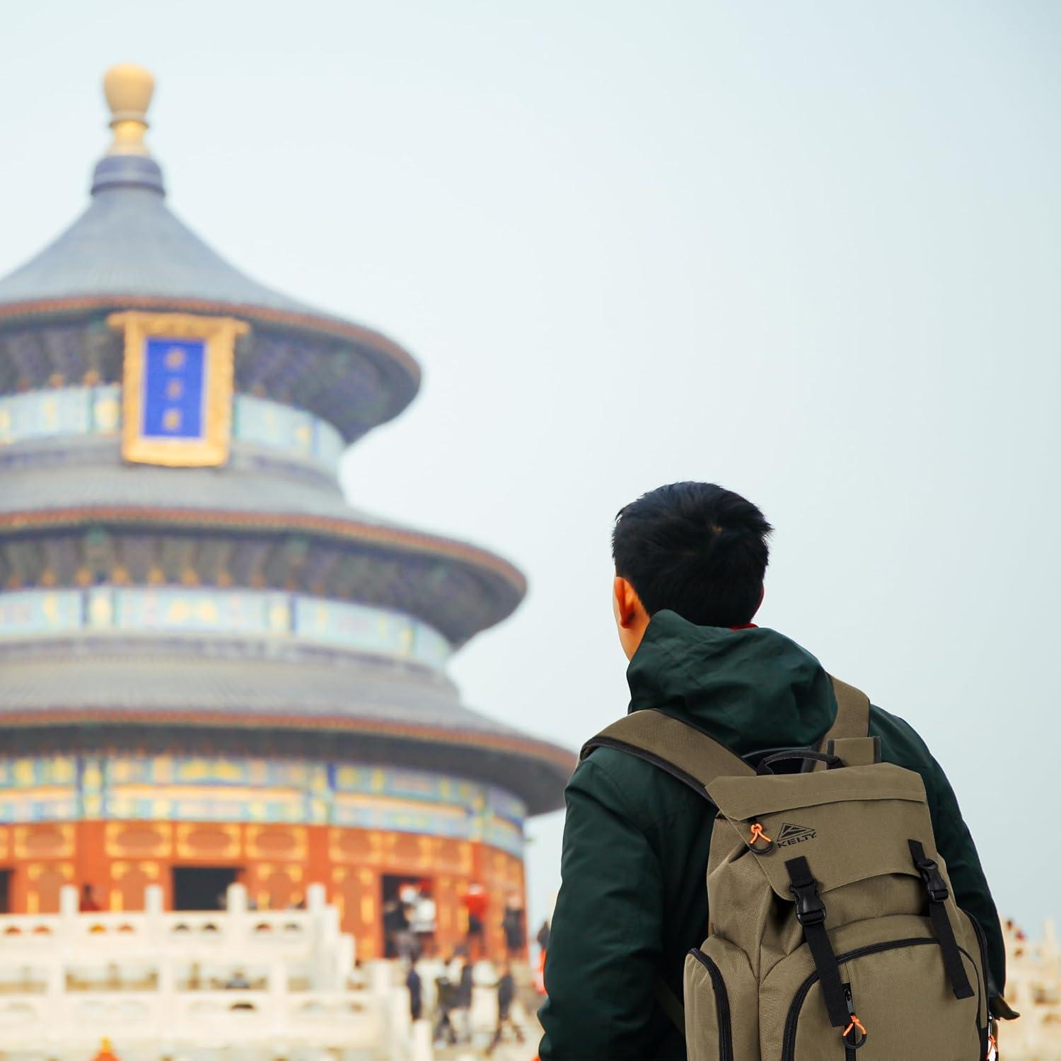 Mochila de Senderismo Kelty 23L Verde Bosque con Funda para Laptop