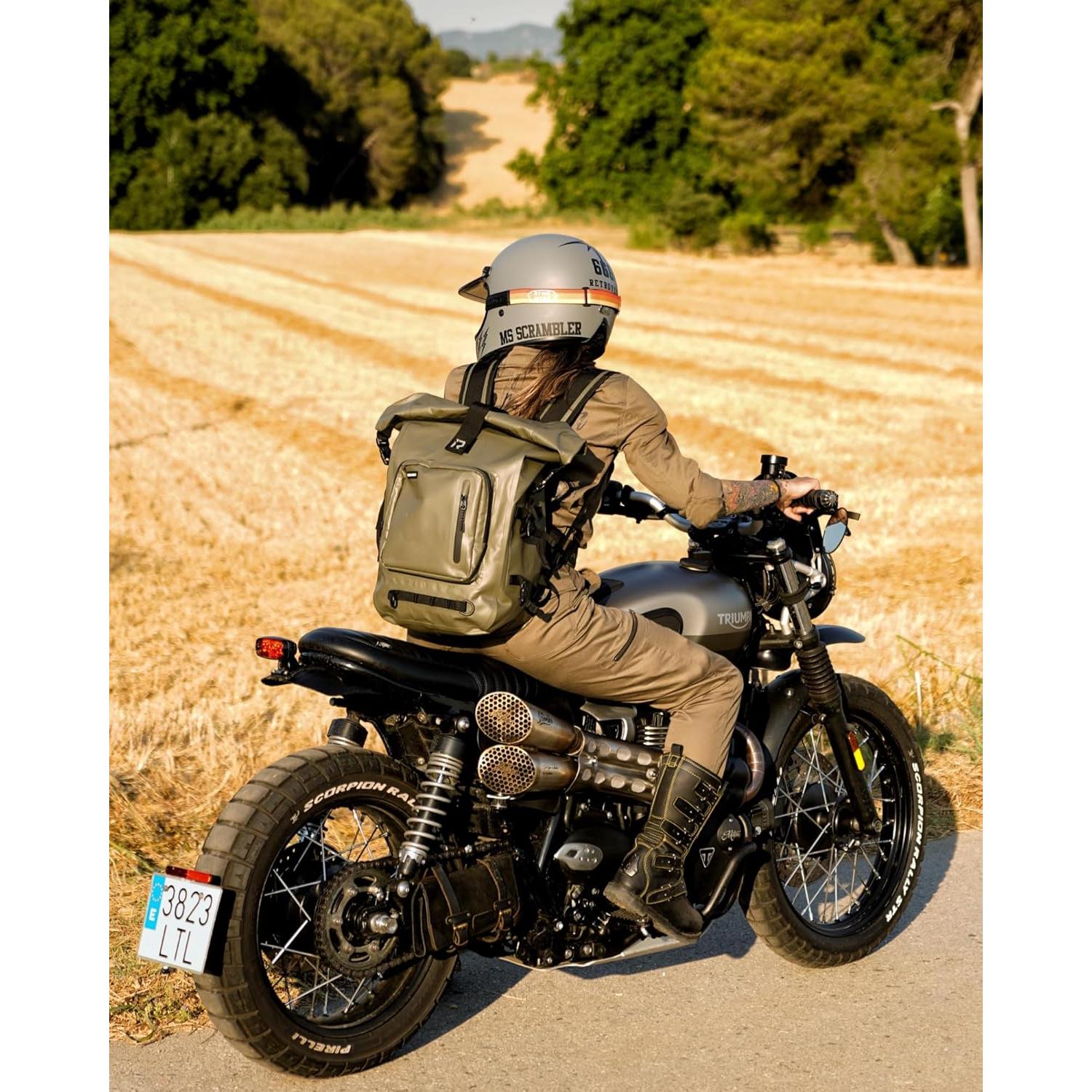 Mochila Impermeable RIDEIRON 35L Oliva para Motocicleta y Kayak