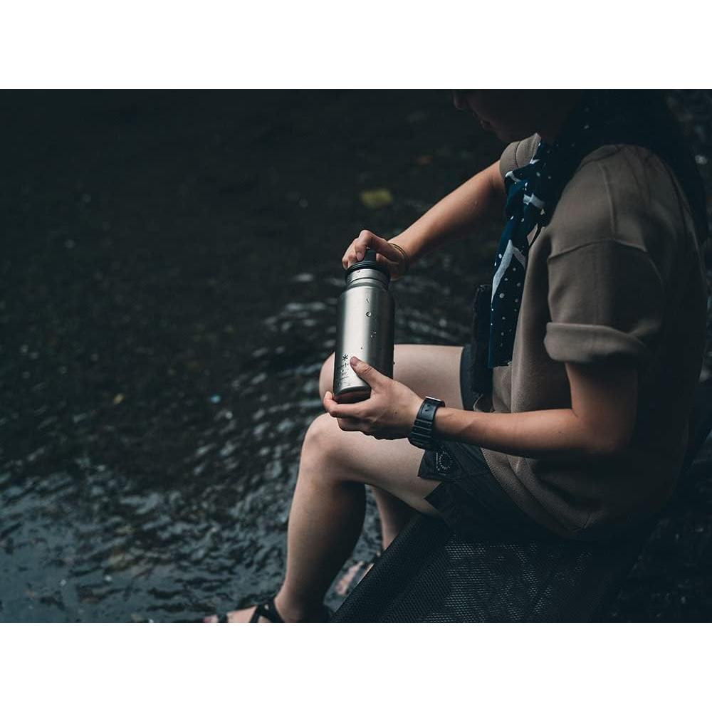 Botella de Agua Aurora de Titanio Snow Peak 800ml Rosa