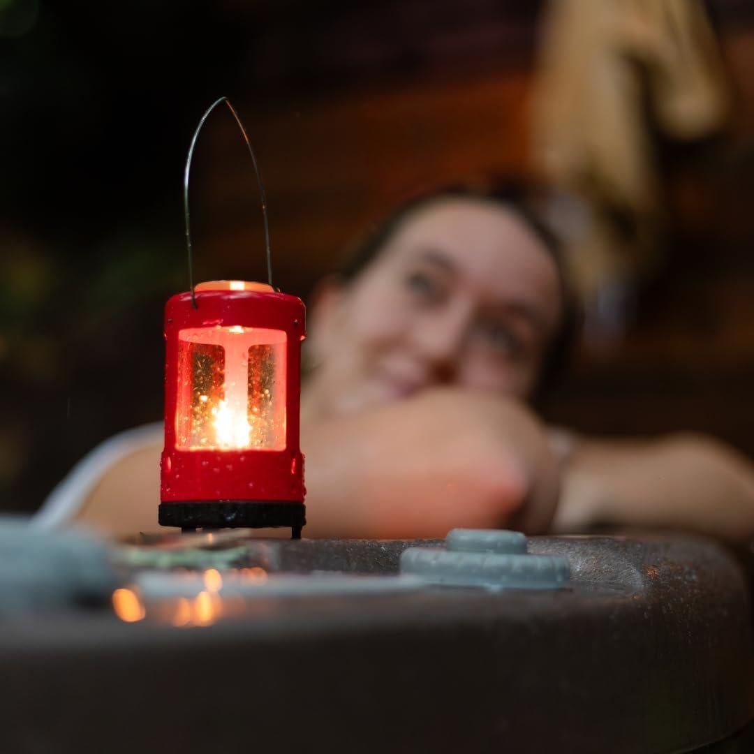 Kit de Linterna de Vela Mini UCO Lava con 4 Velas de Té