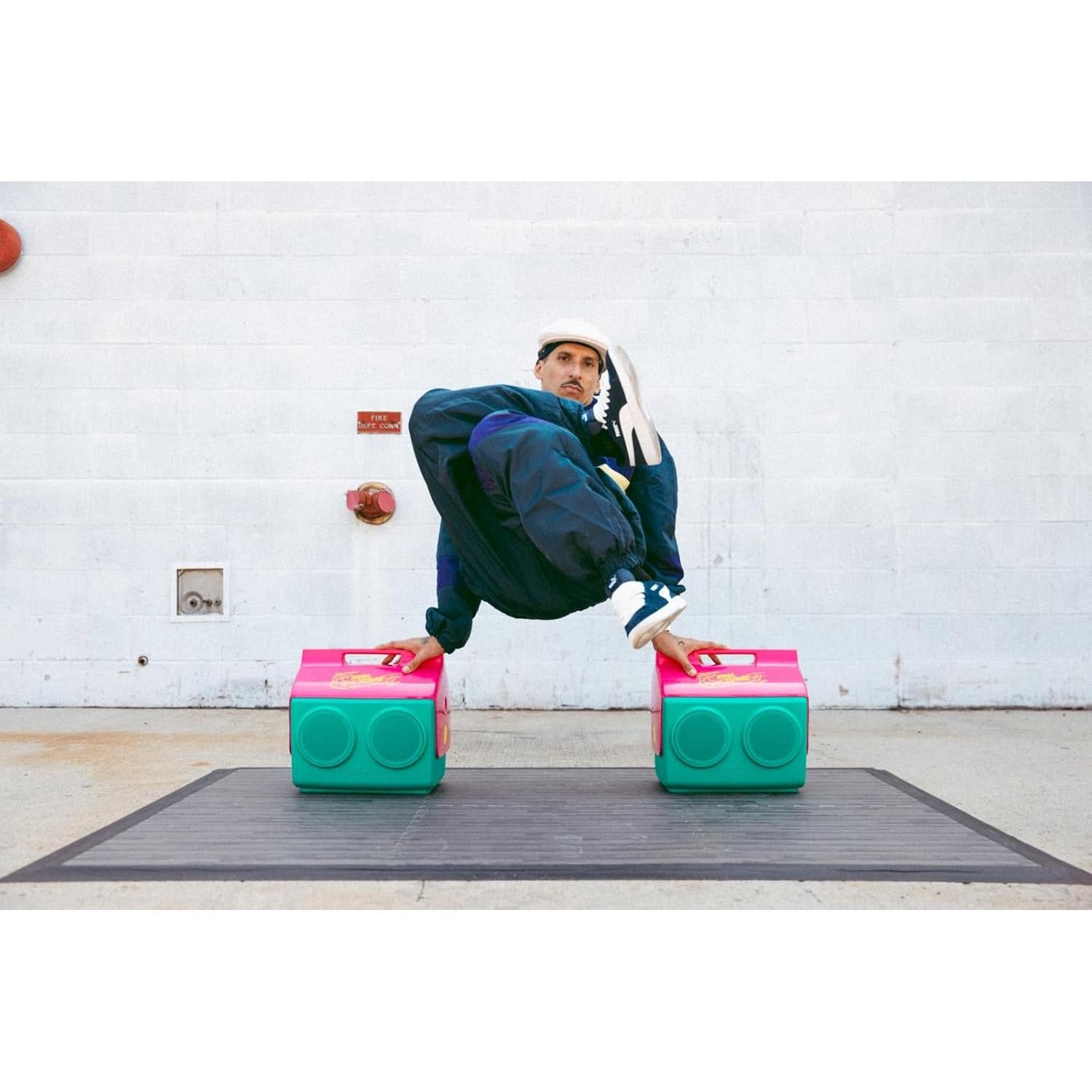 Enfriador Bluetooth Igloo Kool Tunes 14 Qt con Altavoces