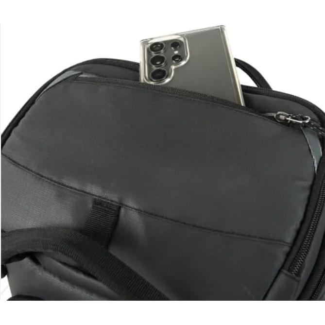 Cooler de Mochila Aislado Genérico 26 Latas Negro