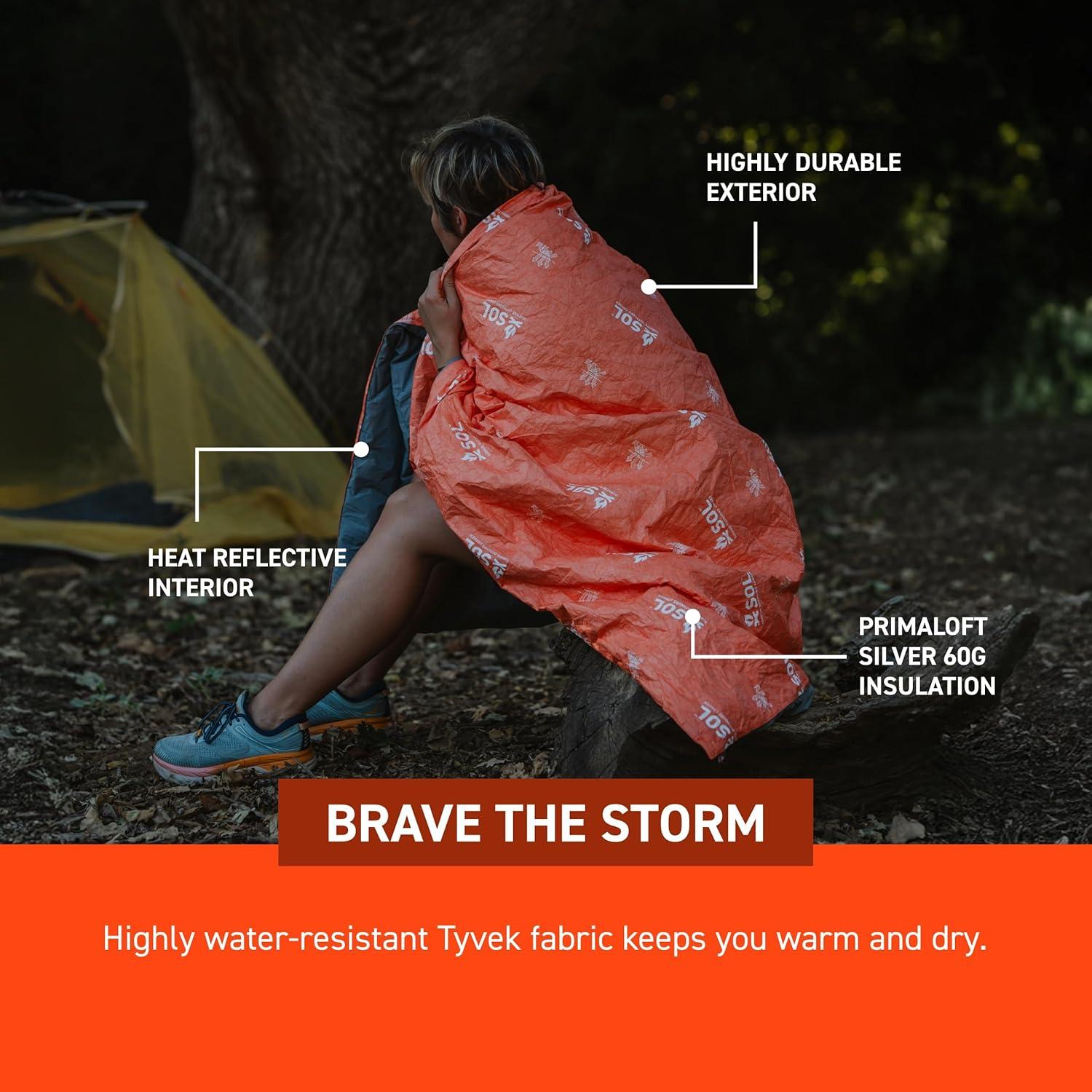 Manta Aislada S.O.L. Escape Primaloft 0.45 kg Resistente Agua