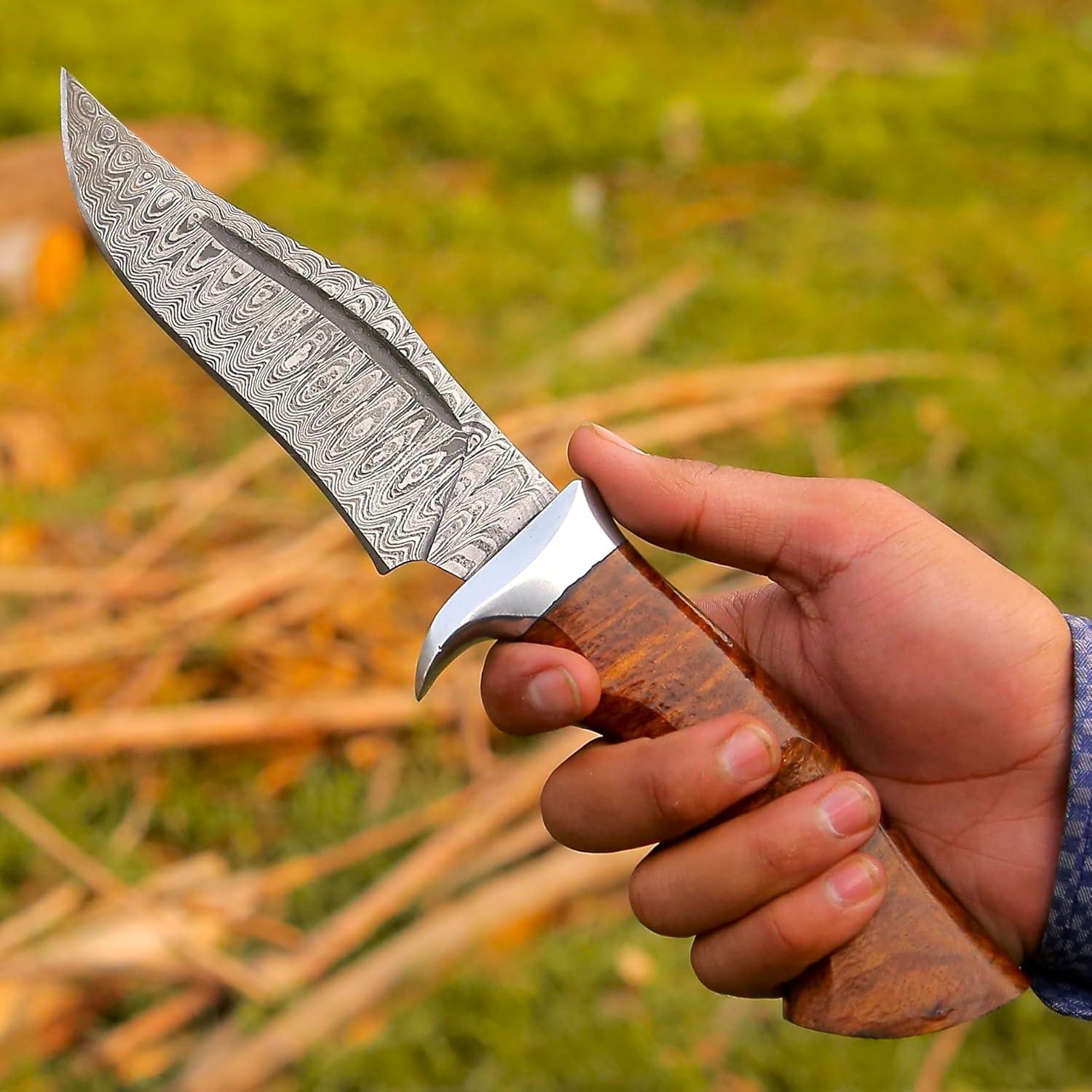 Cuchillo de Caza Afhzam Damasco Hecho a Mano con Funda de Cuero