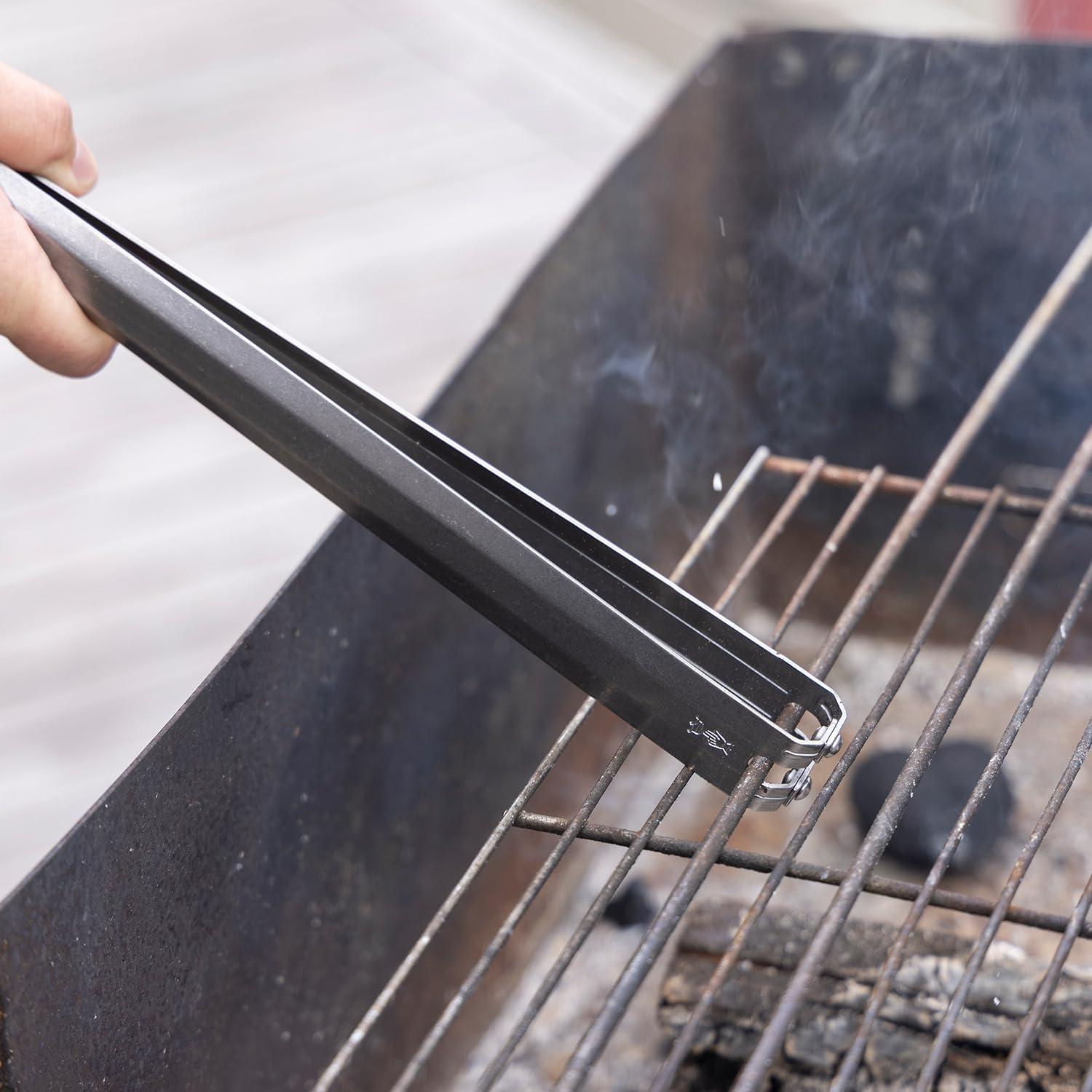 Juego de Parrilla Opinel 3 Piezas - Cuchillo No. 12B, Pinzas XL, Espátula