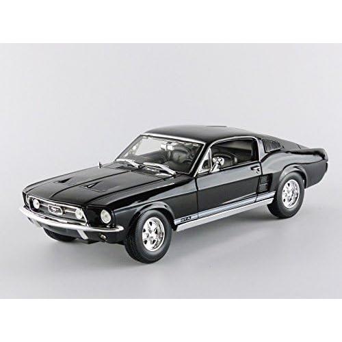 Maisto 1967 Ford Mustang Fastback 1:18 Escala Negro