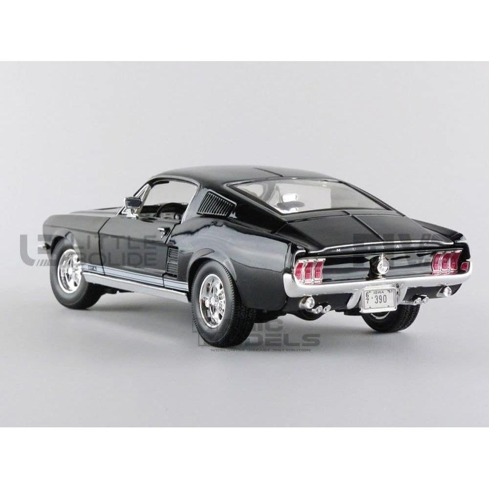 Maisto 1967 Ford Mustang Fastback 1:18 Escala Negro