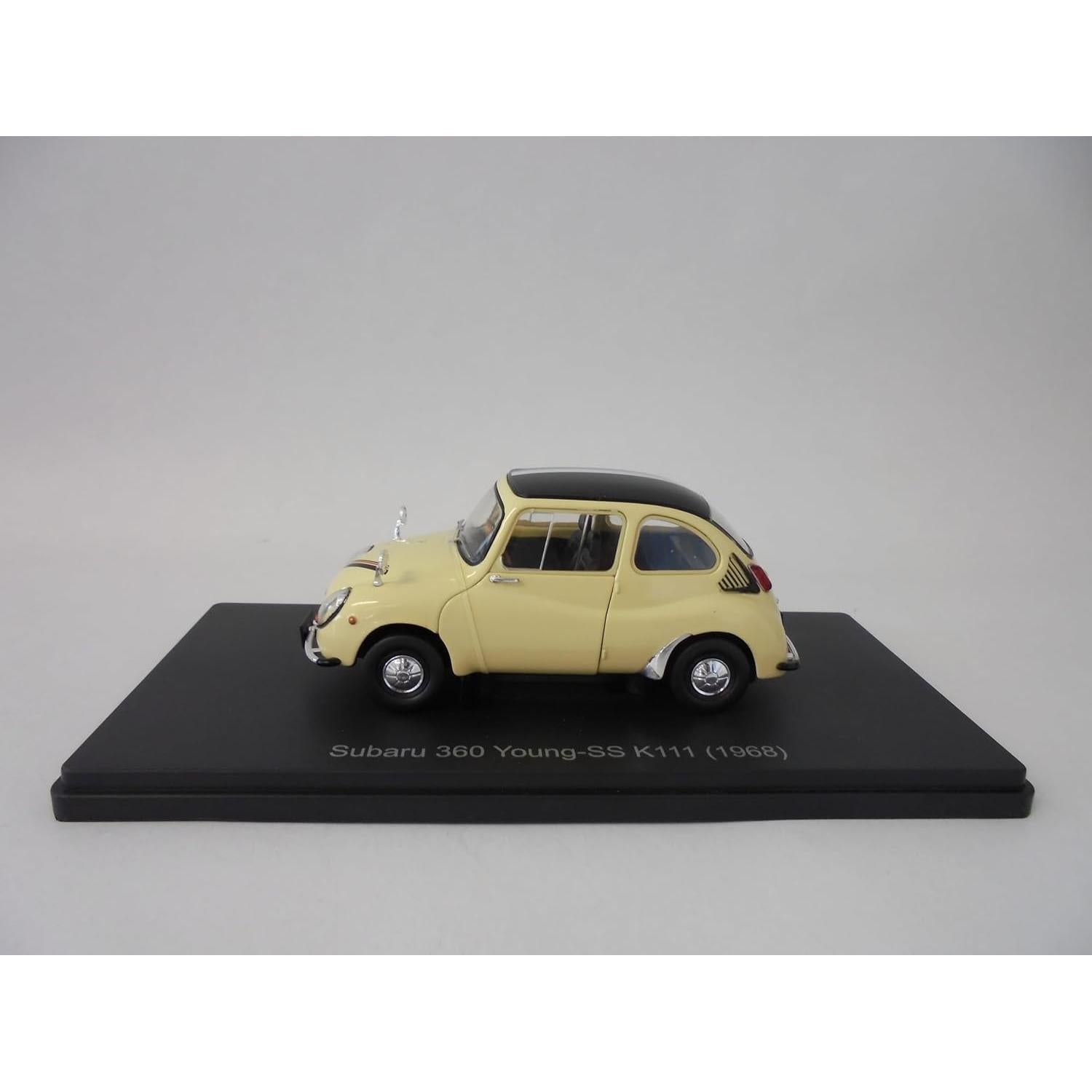 Coche en miniatura OPO 10 Subaru 360 Young SS 1:24 Diecast
