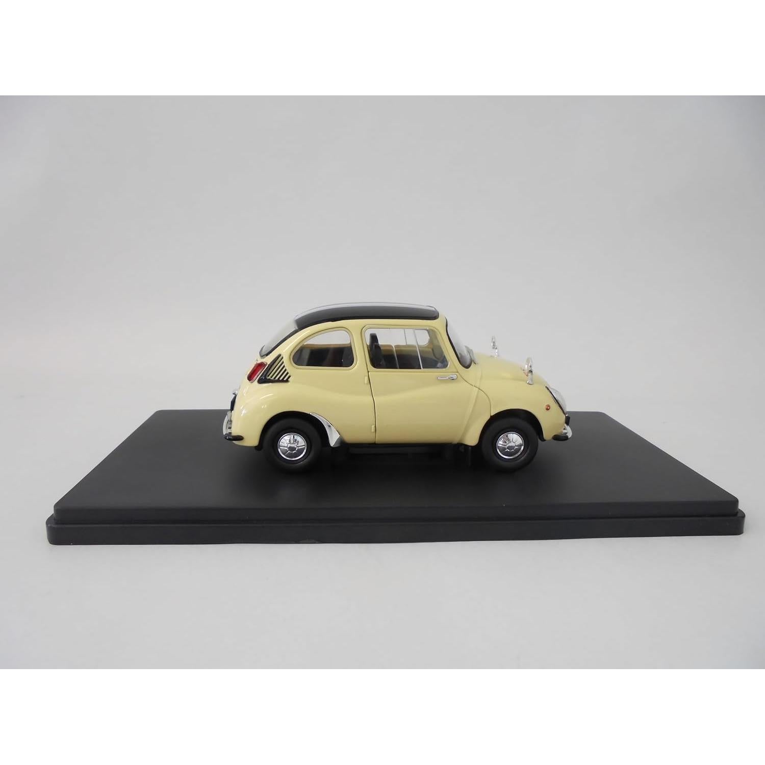 Coche en miniatura OPO 10 Subaru 360 Young SS 1:24 Diecast