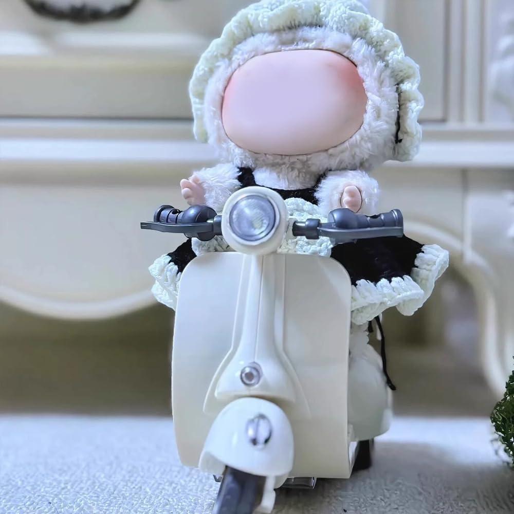 Scooter Interactivo para Muñeca Labubu con Luz y Música - Blanco