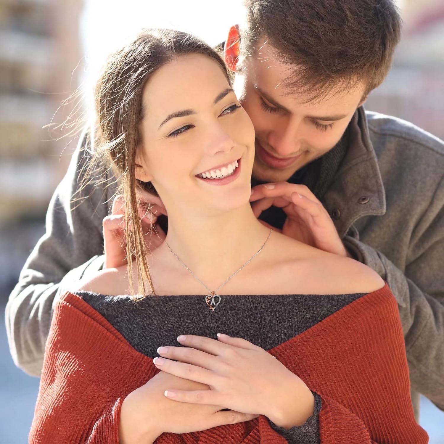 Collar Inicial Corazón Rosa Iefil Plata Esterlina 925 45.72 cm