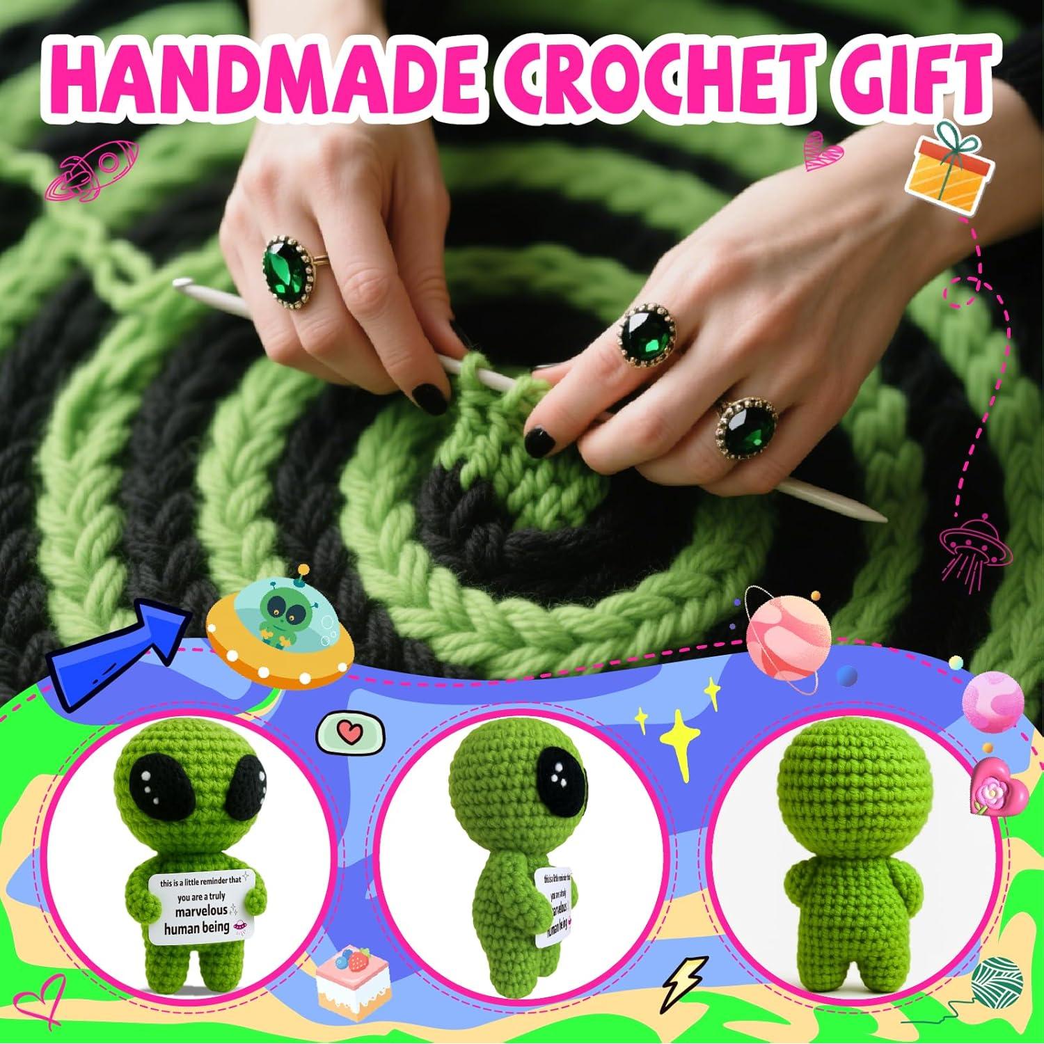 Plush Extraterrestre Amigurumi MAMAGIFTREE - 11x6 cm