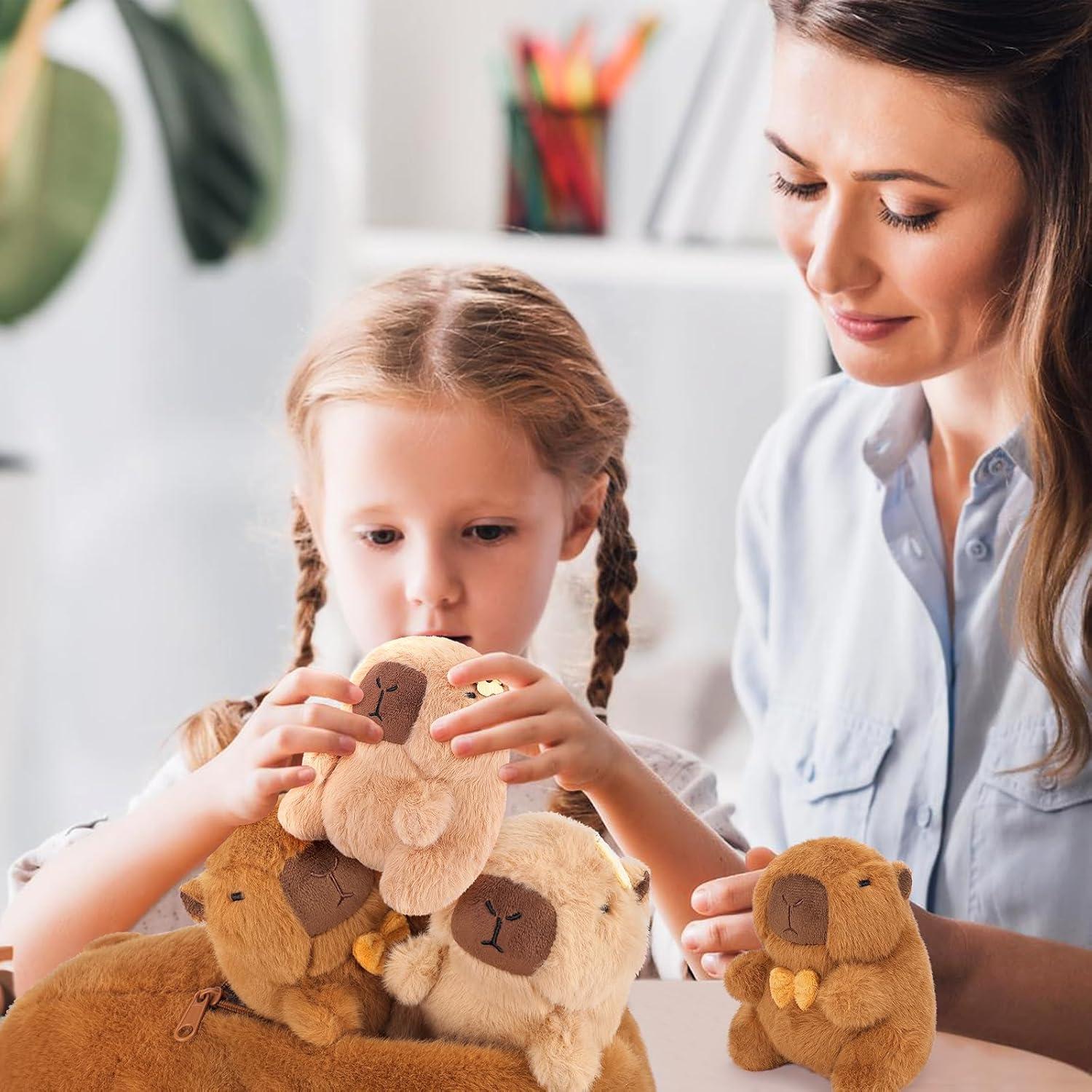 Peluche Familiar de Capybara Achwishap 5 Piezas 40 cm