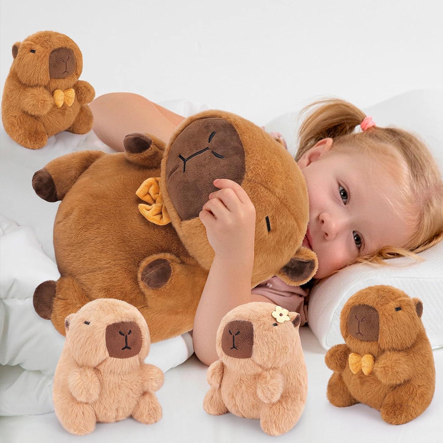 Peluche Familiar de Capybara Achwishap 5 Piezas 40 cm