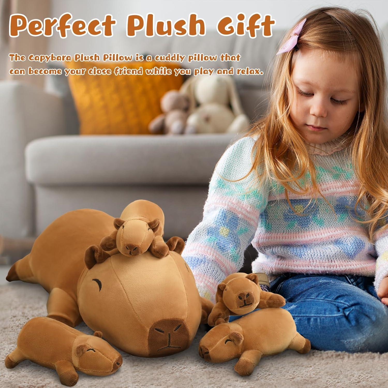 Peluche Capibara TOYSYM con 4 Bebés Suaves 40x30 cm