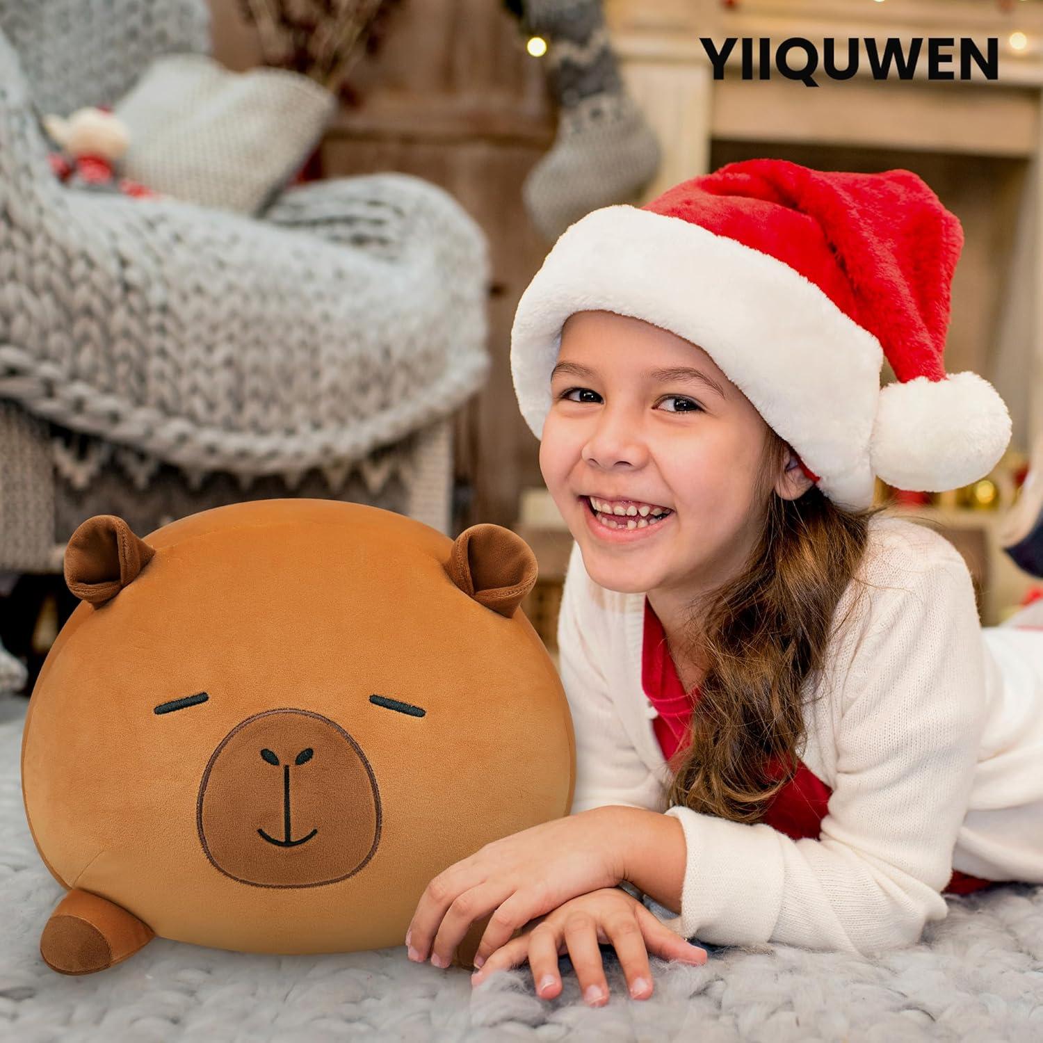 Peluche Capibara YIIQUWEN con 4 Bebés Suaves 37.5x32.5 cm