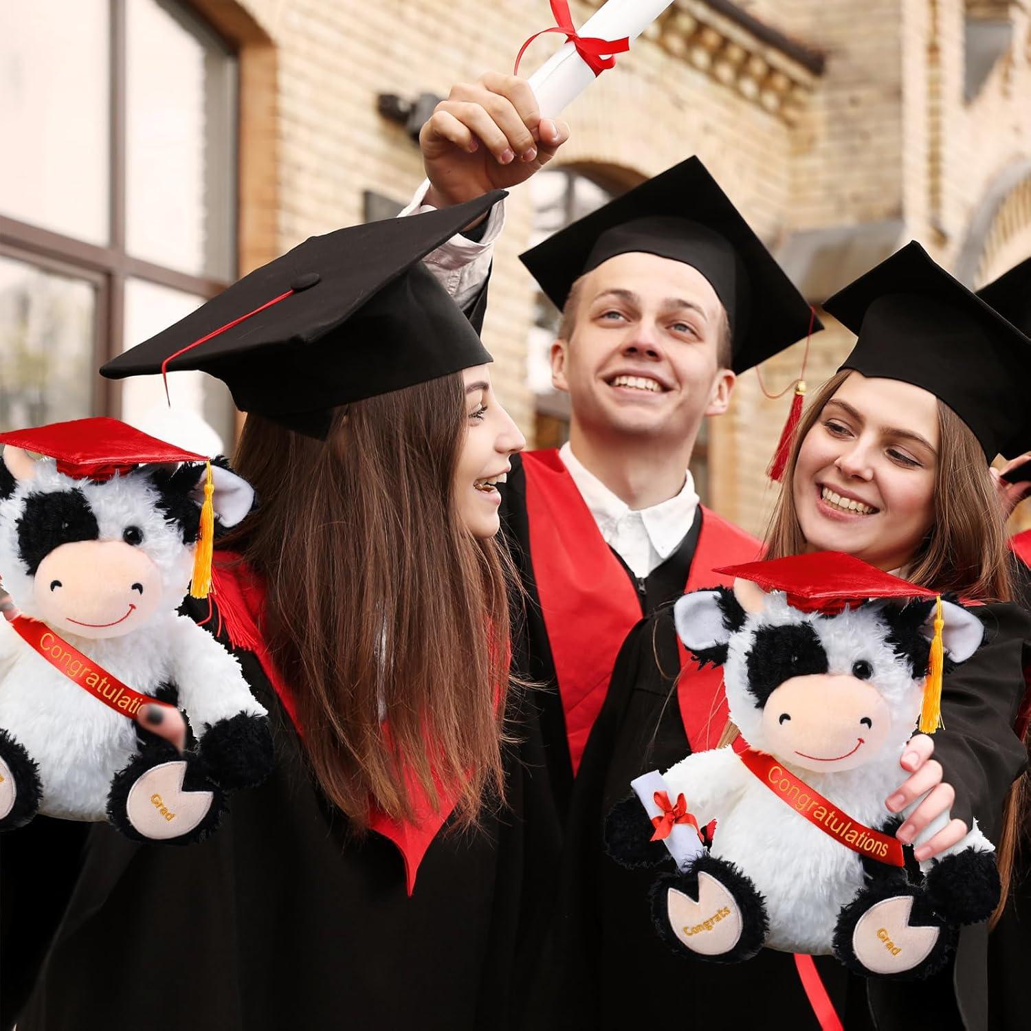 Vaca de Peluche de Graduación Chalyna 25.4 cm Roja con Diploma