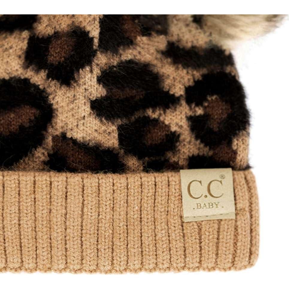 Gorro de Punto Trenzado C.C para Niñas con Pom Pom Sintético