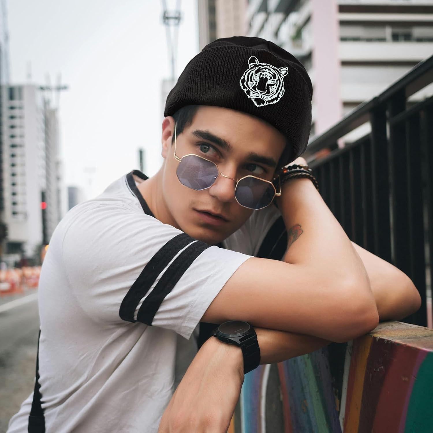 Gorro Beanie Unisex Tezmd Negro con Bordado - 27.9 cm