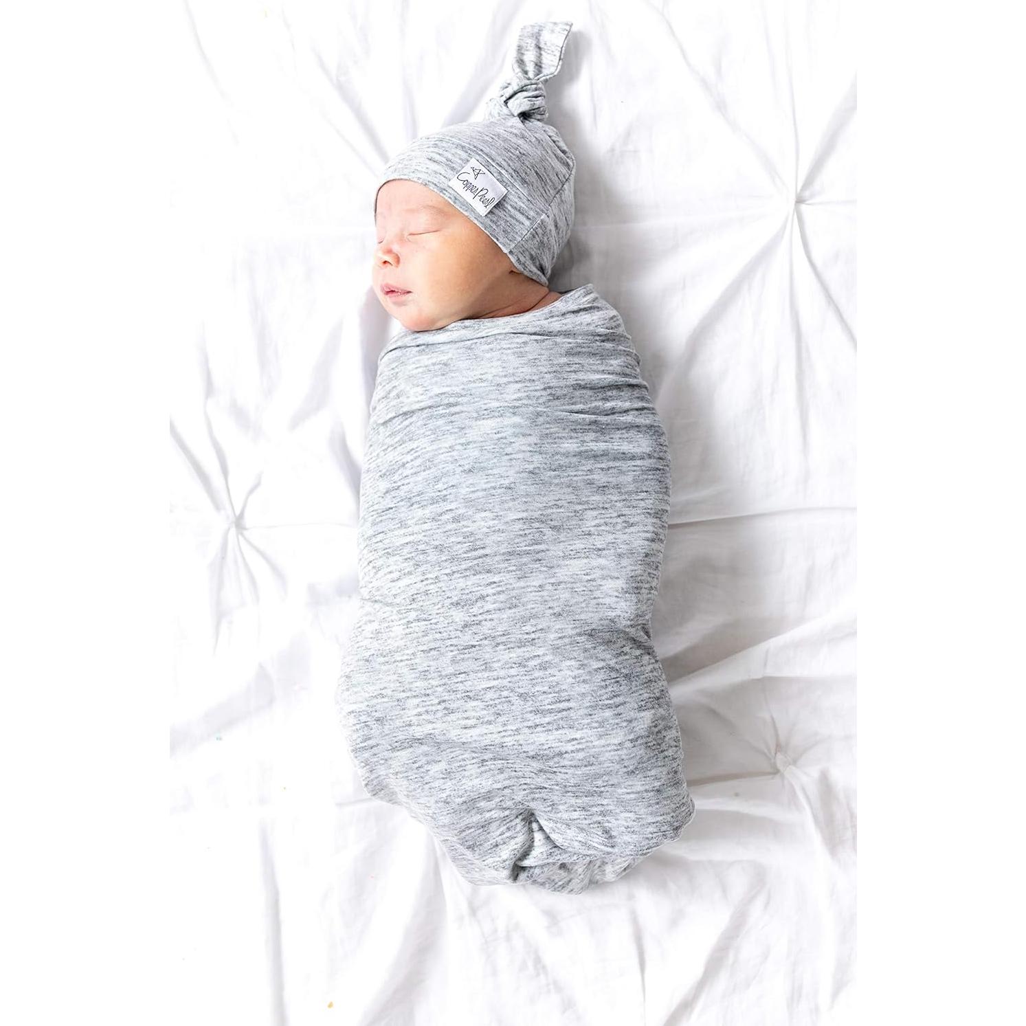 Gorro Beanie para Bebé Copper Pearl Asher Ajustable 6-18 Meses