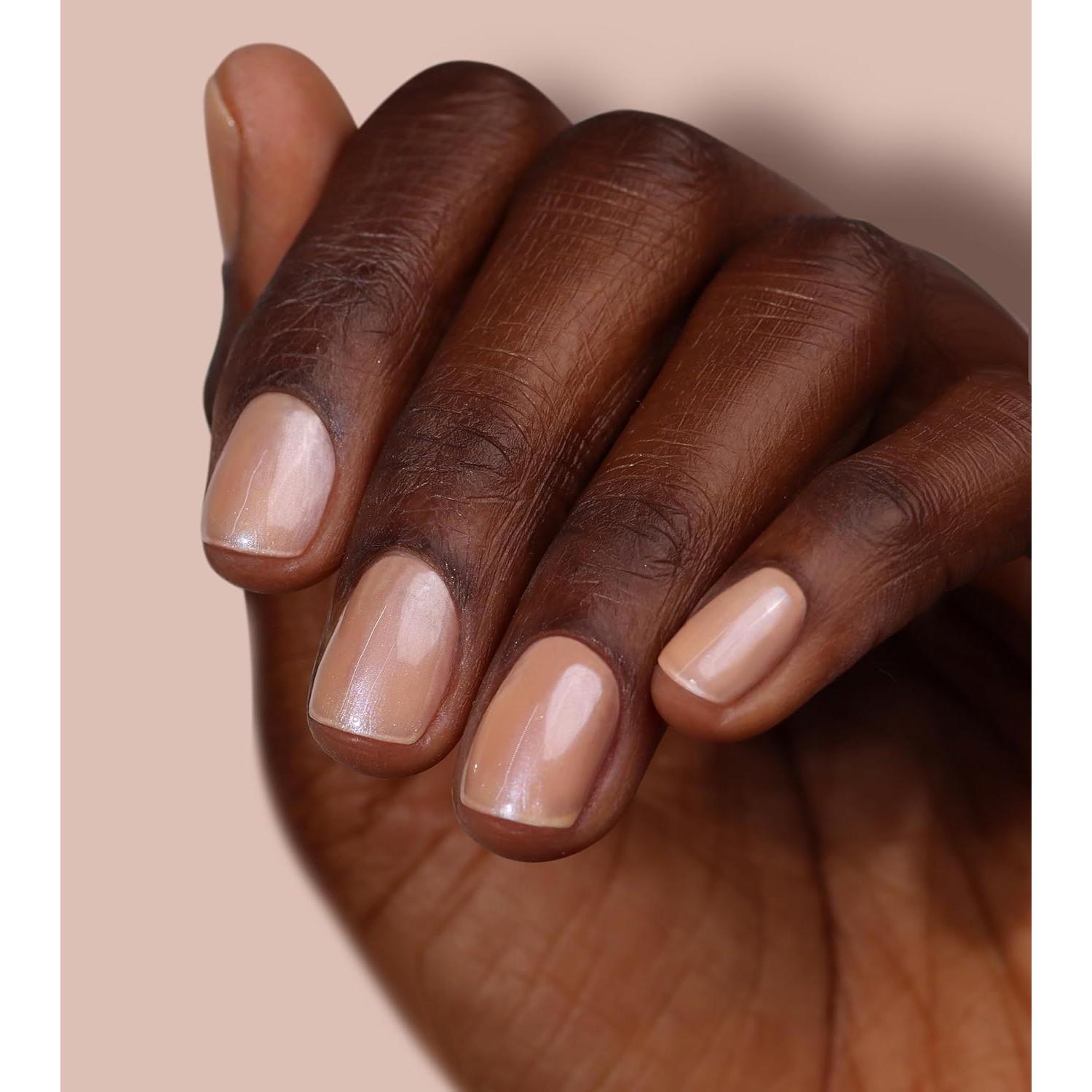 Set de Corrector Iluminador de Uñas y Top Coat LONDONTOWN 11.8 ml