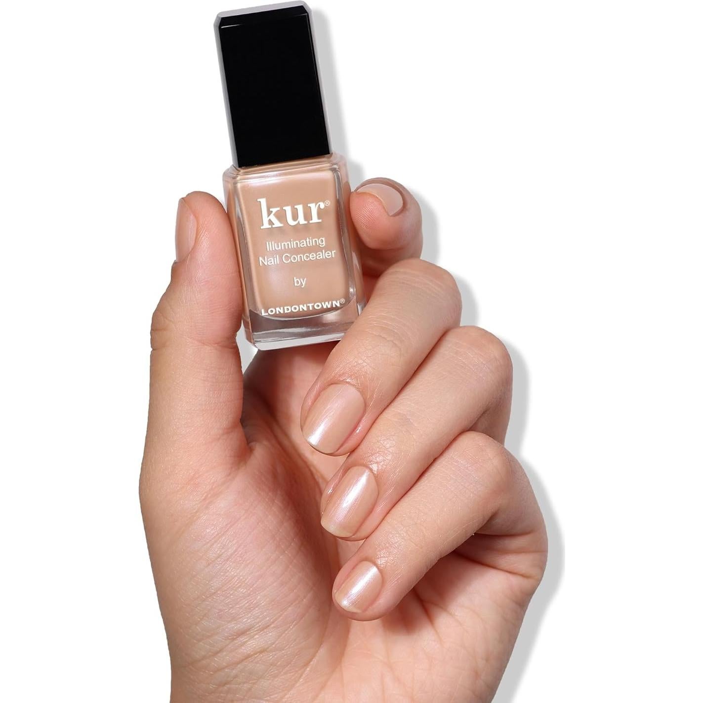 Set de Corrector Iluminador de Uñas y Top Coat LONDONTOWN 11.8 ml