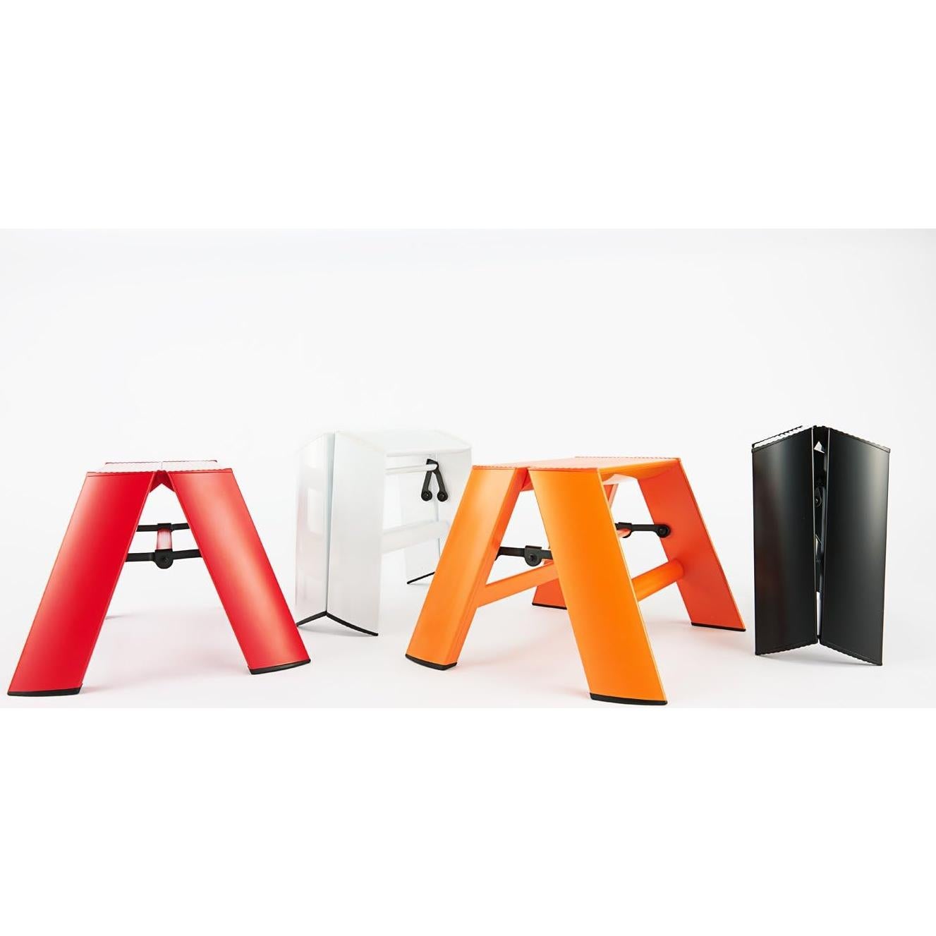 Escalera de Paso Hasegawa Lucano 1 Peldaño Negra