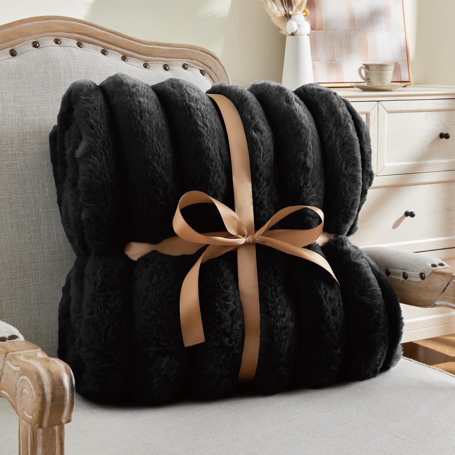 Manta de Piel Sintética BEDELITE 127x152cm Negra Gruesa y Cálida