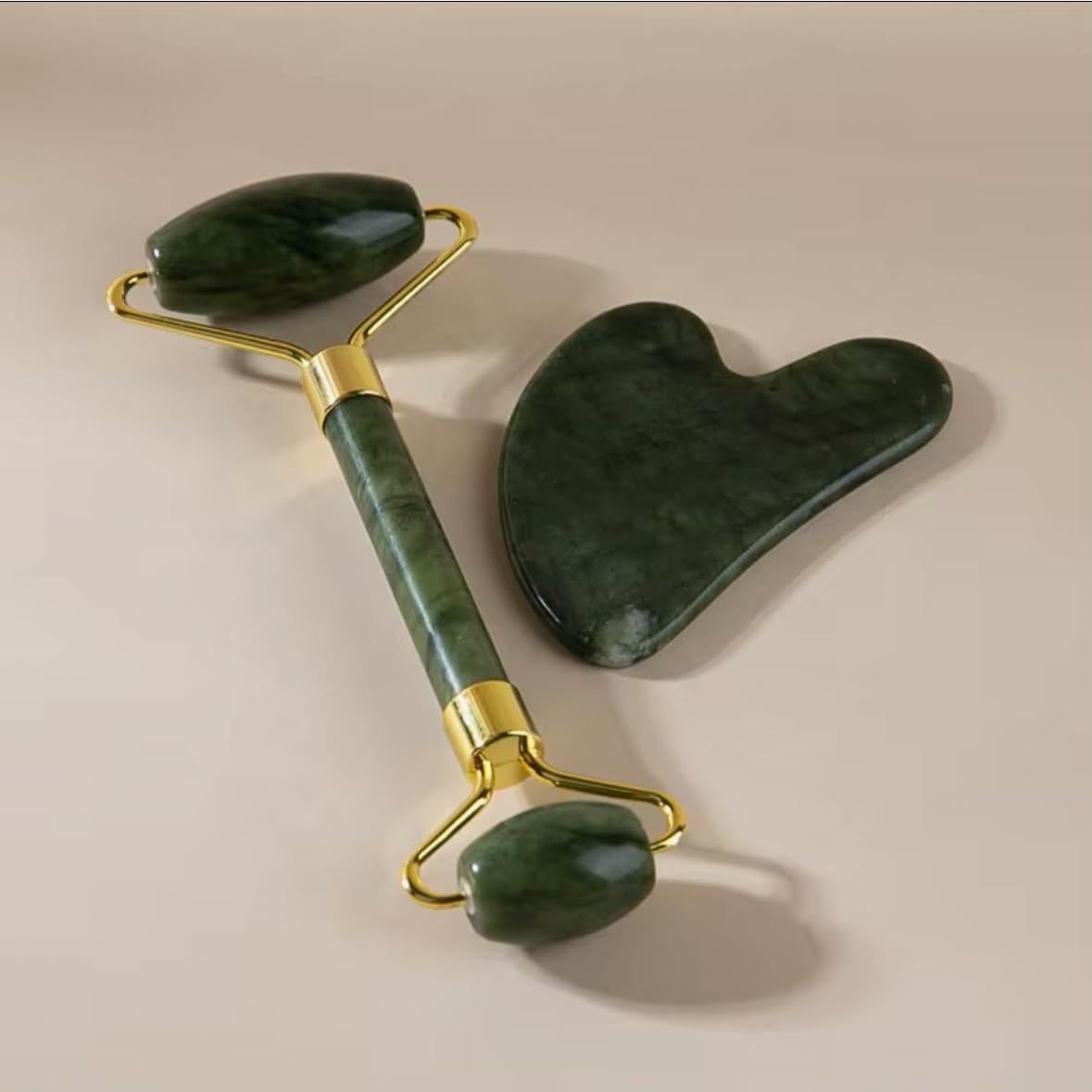 Juego de Herramientas Gua Sha y Rodillo de Jade CasaCare - Antienvejecimiento