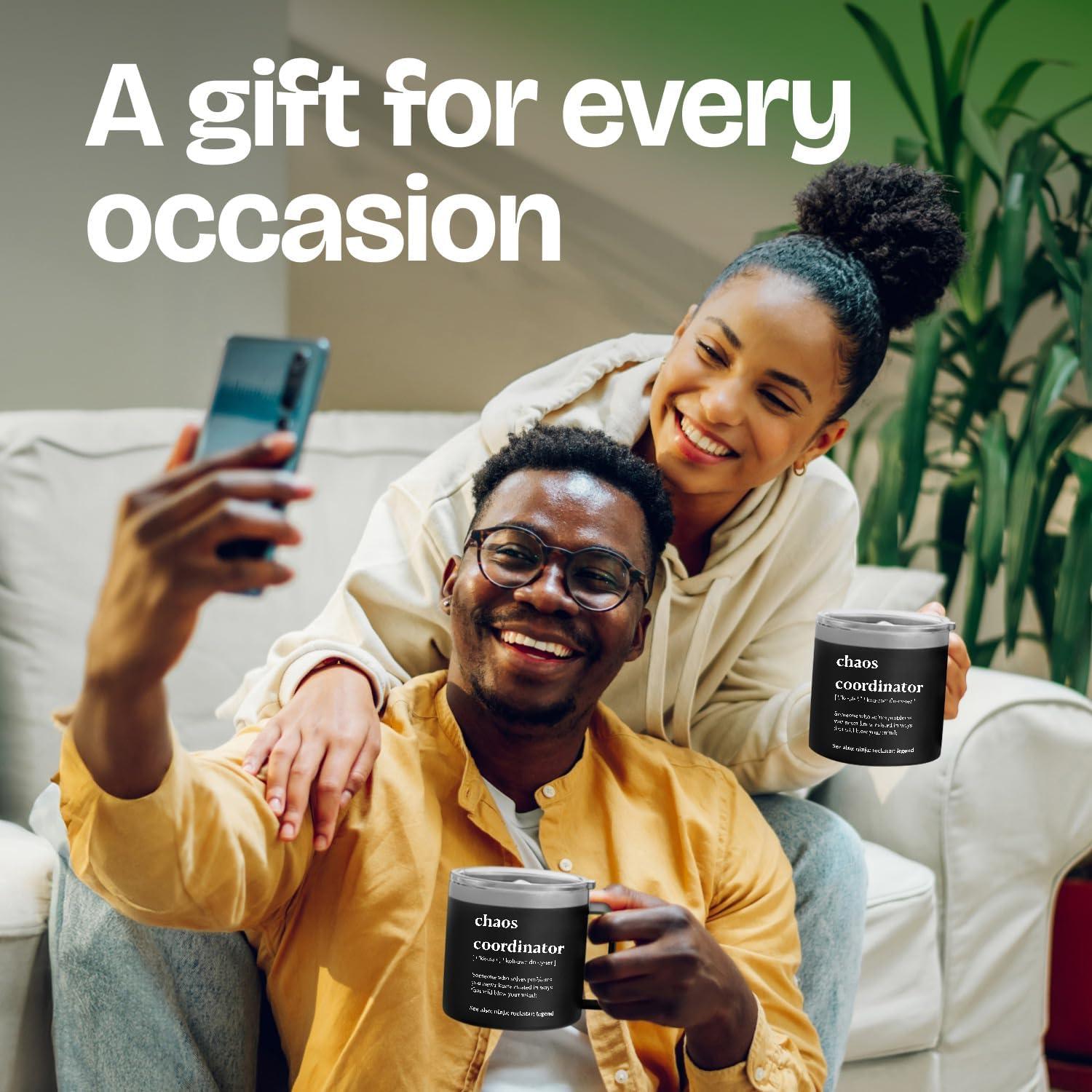 Taza de Viaje KLUBI 14oz Negra Aislada para Hombres