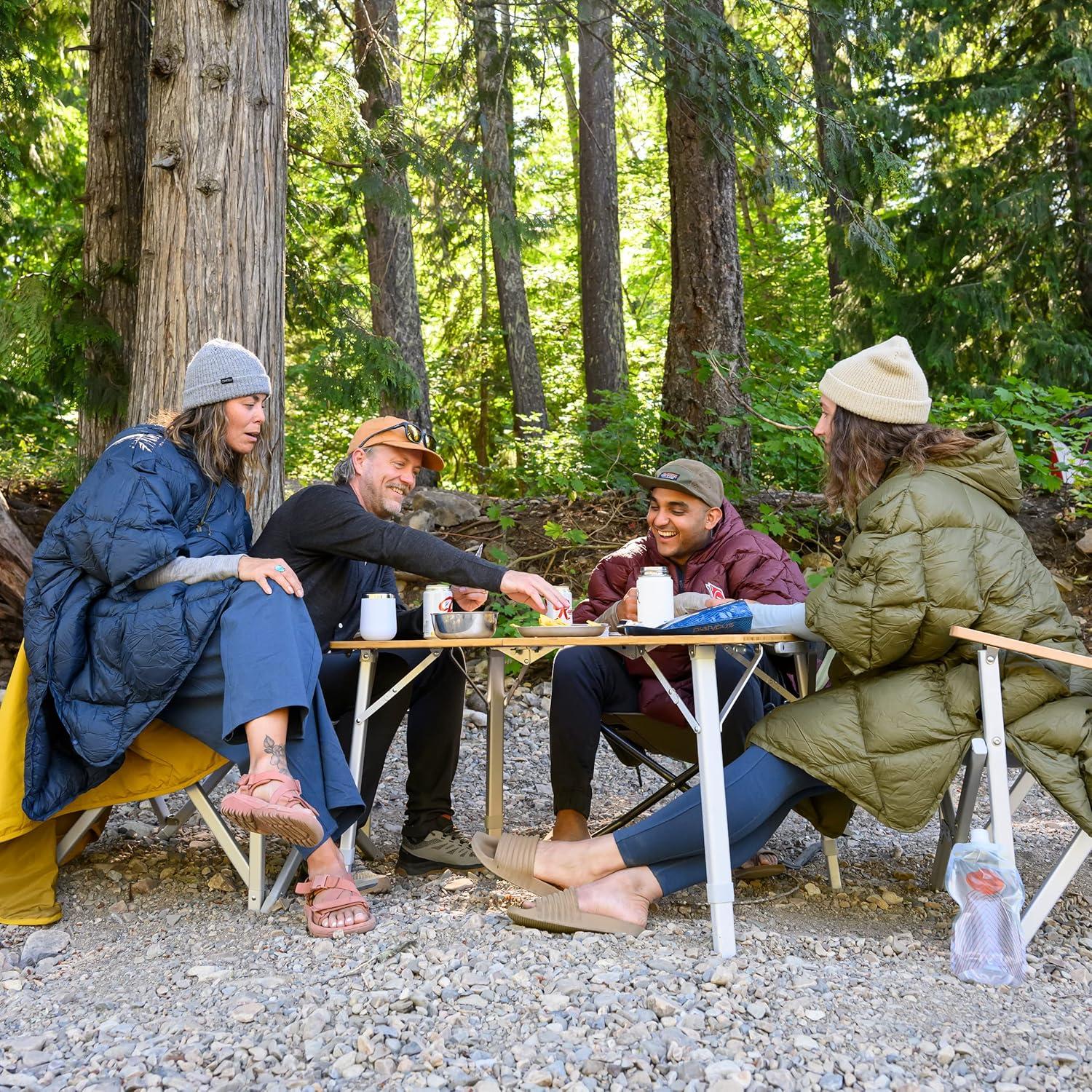 Poncho Honcho de Plumas Therm-a-Rest Unisex Burdeos 539g