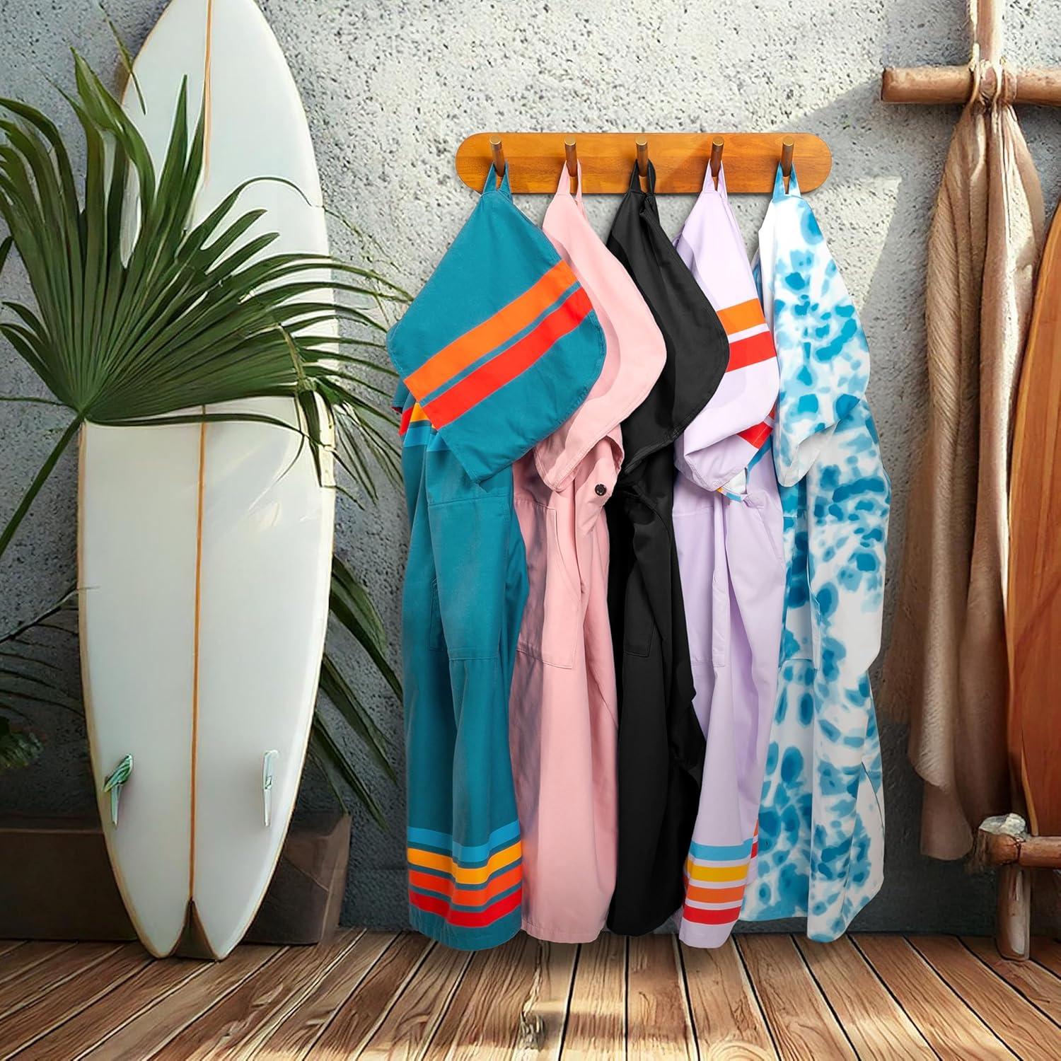 Poncho de Surf SUN CUBE Negro con Capucha y Bolsillo