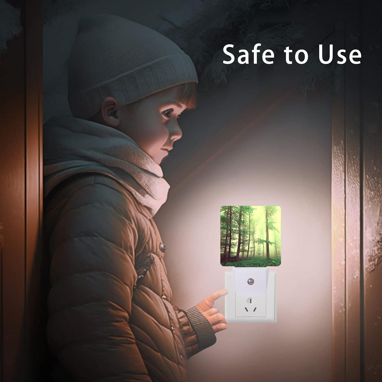 Luz Nocturna LED Oeaskly Bosque Brumoso 0.5W con Sensor